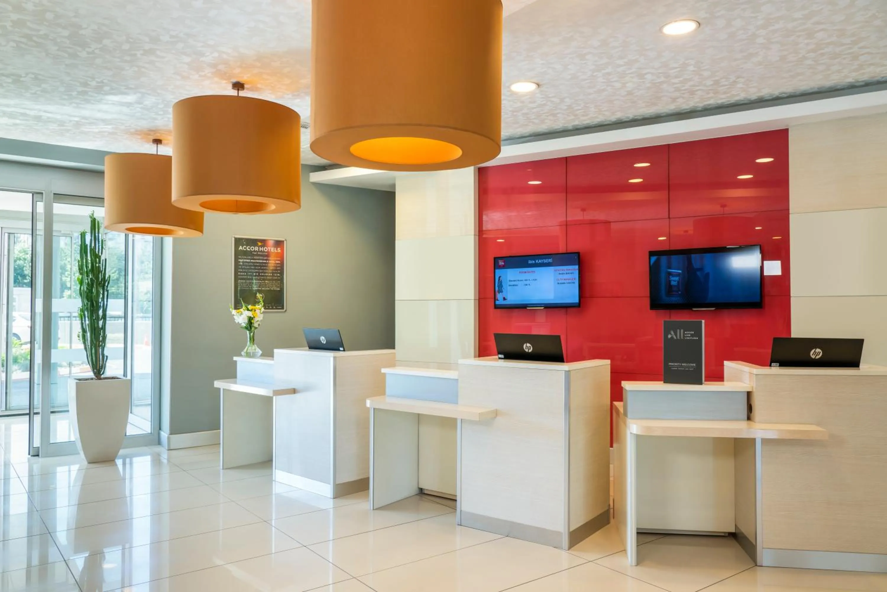 Lobby or reception in Ibis Kayseri