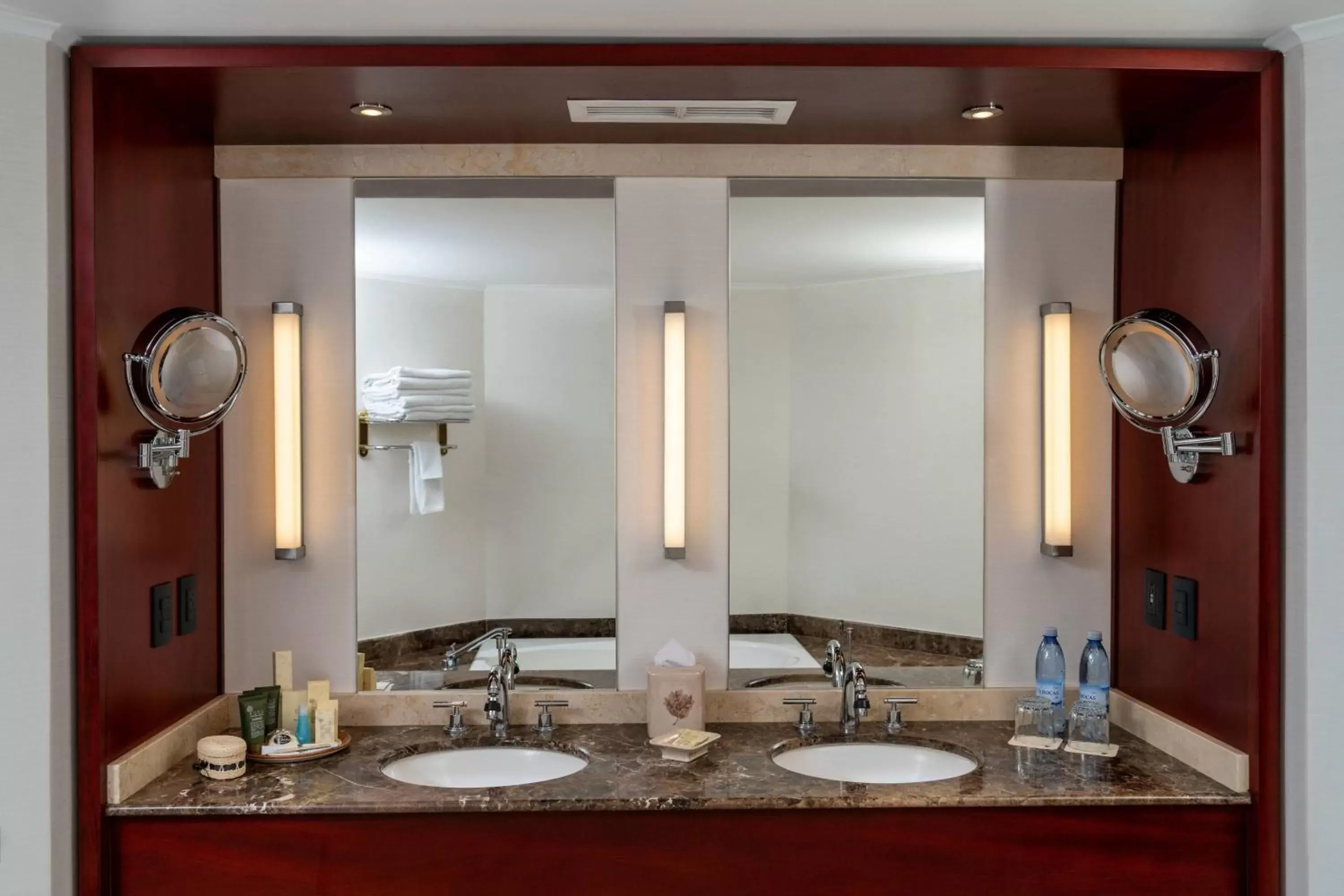 Bedroom, Bathroom in JW Marriott Quito