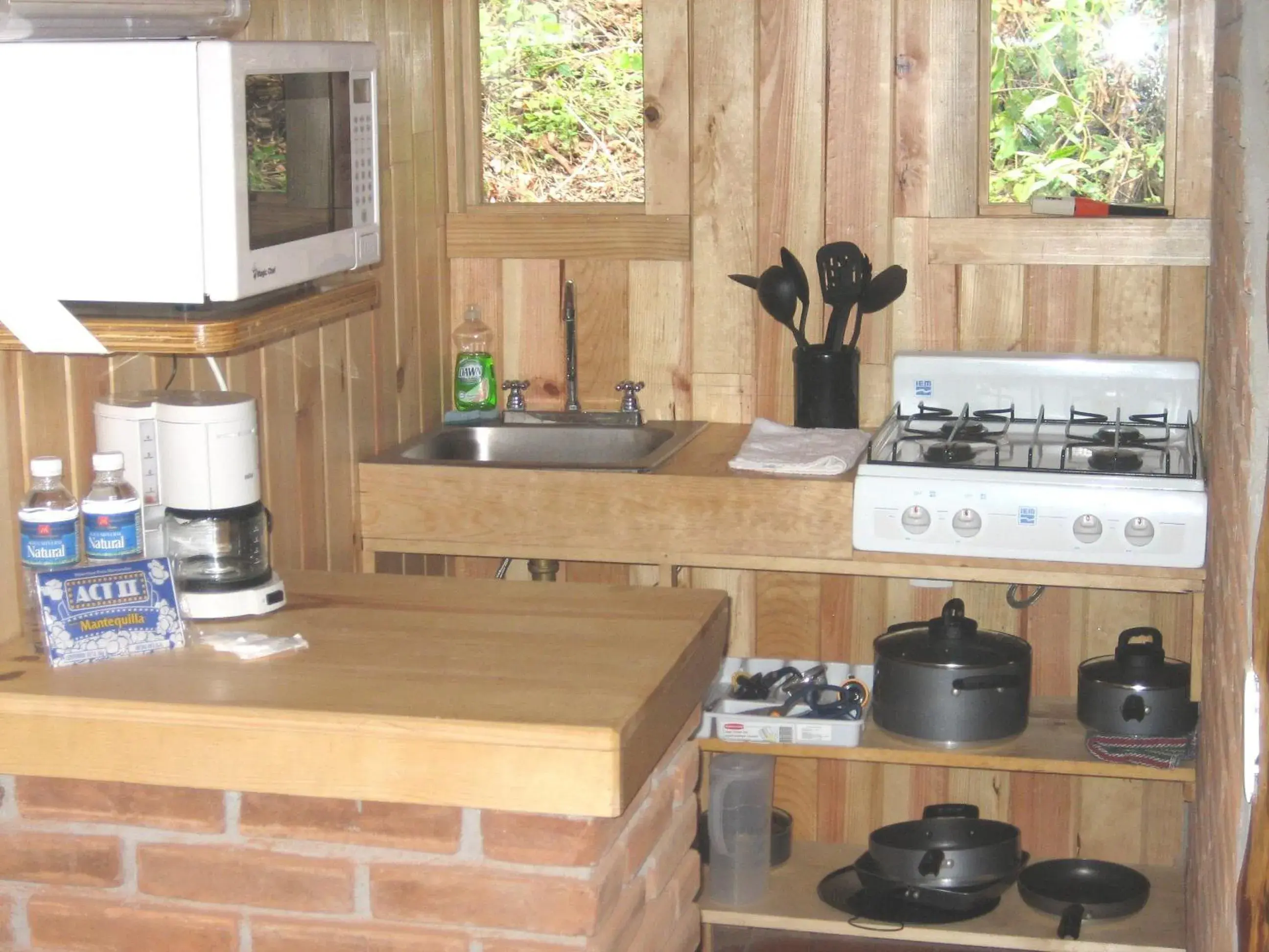 Kitchen or kitchenette, Kitchen/Kitchenette in Cabañas El Estribo Hotel