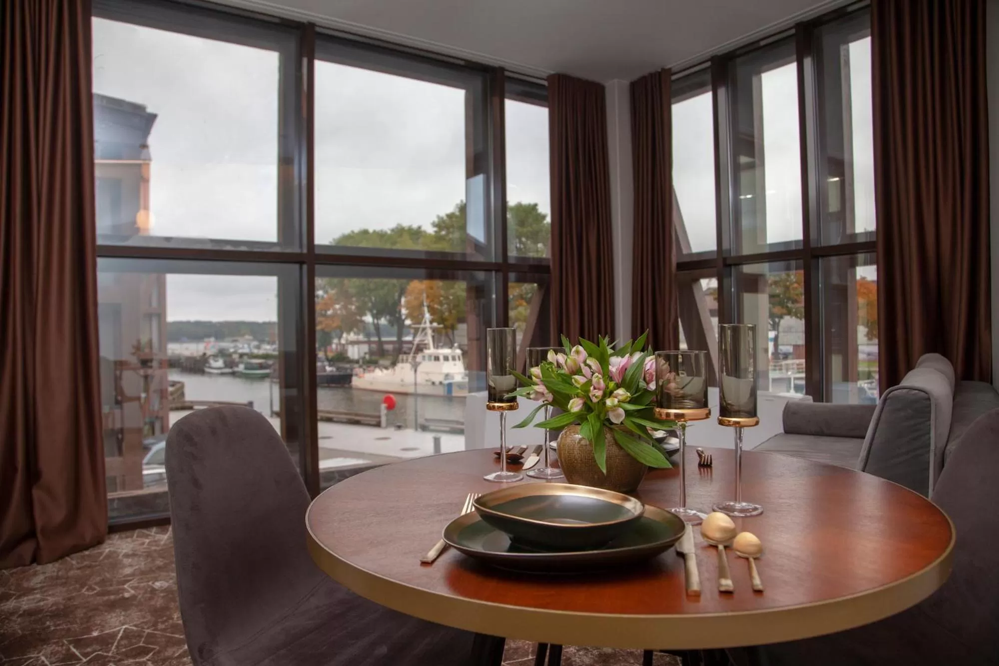 Living room in Old Mill Comfort