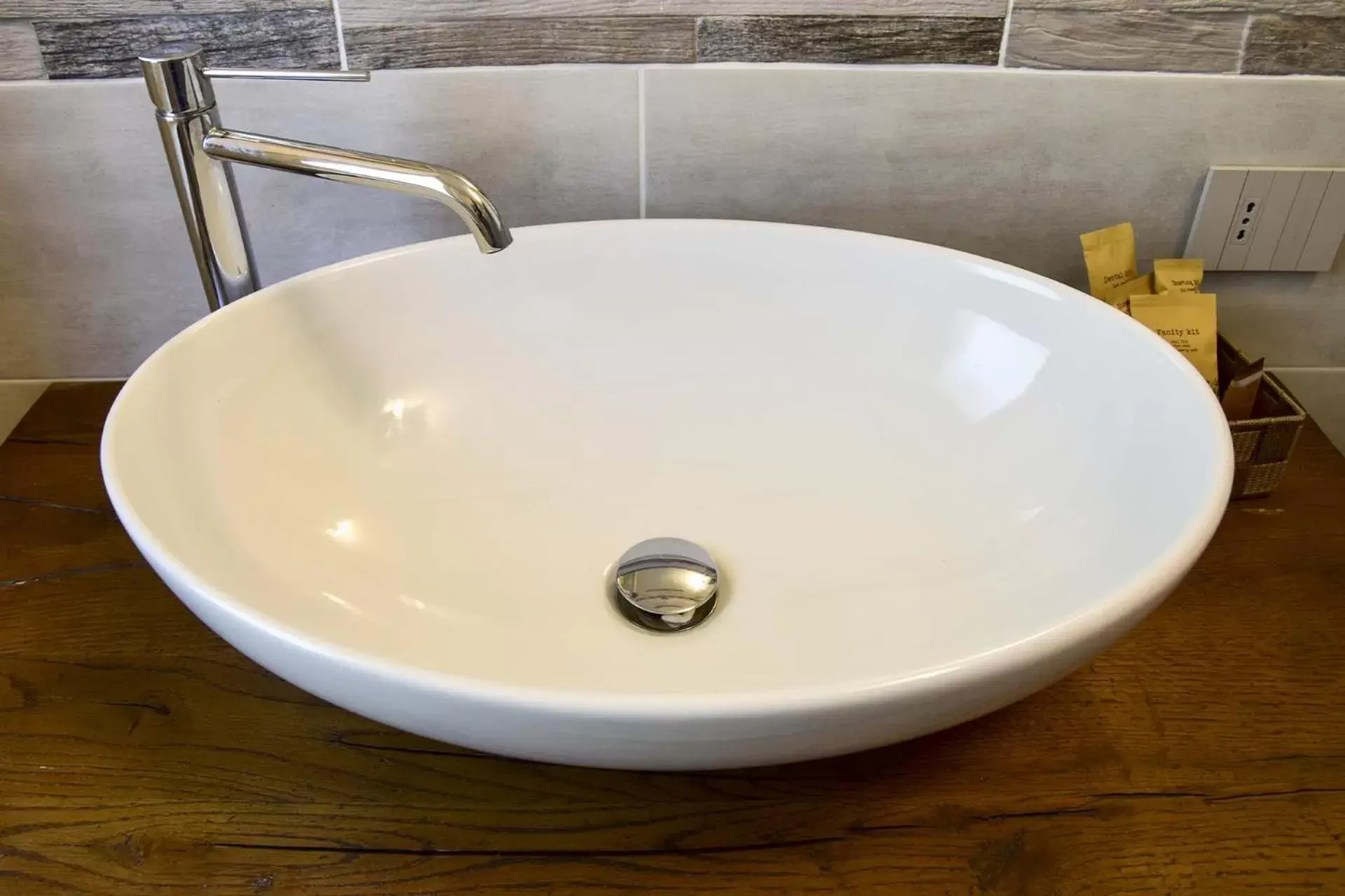 Bathroom in Il Riccio e la Castagna - Country House