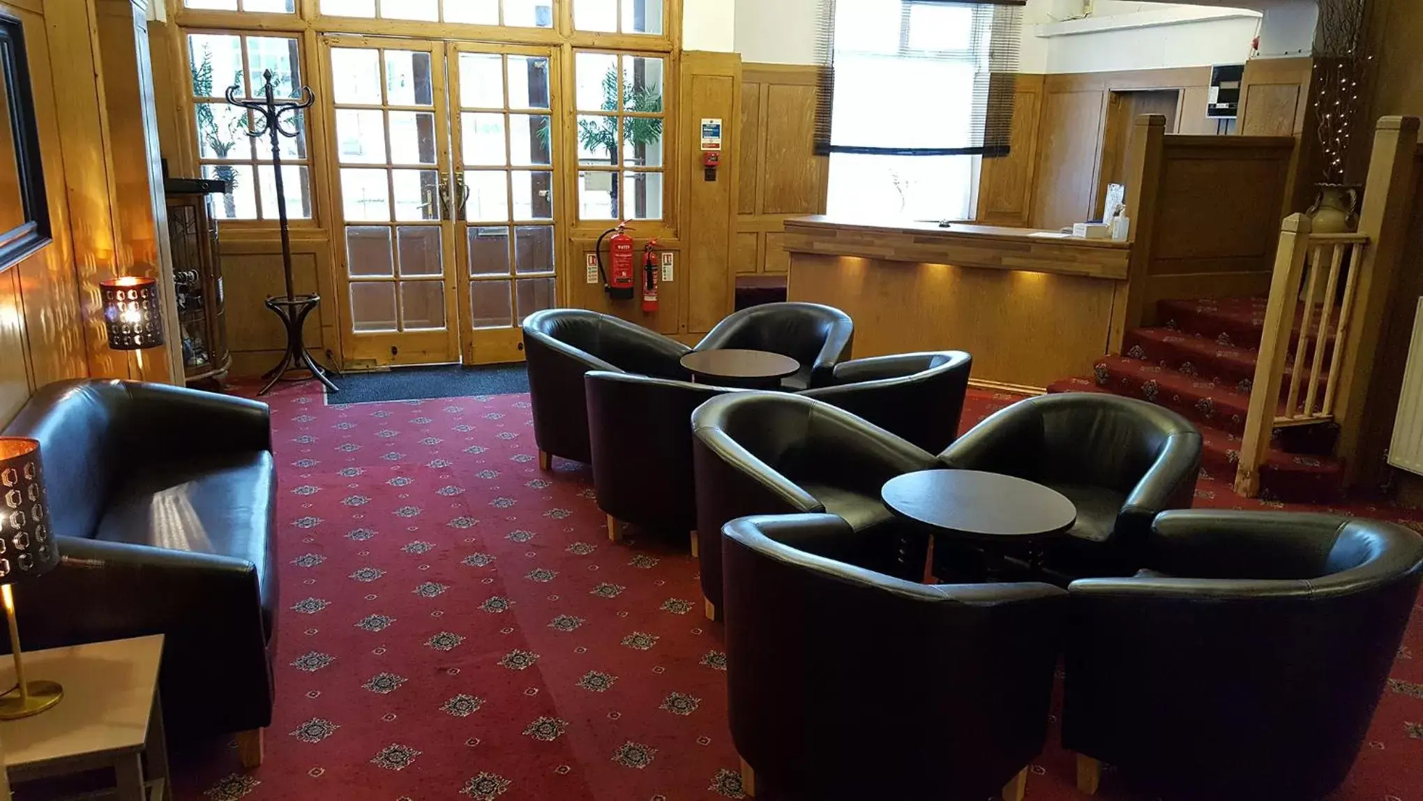 Lobby or reception, Lounge/Bar in Medehamstede Hotel