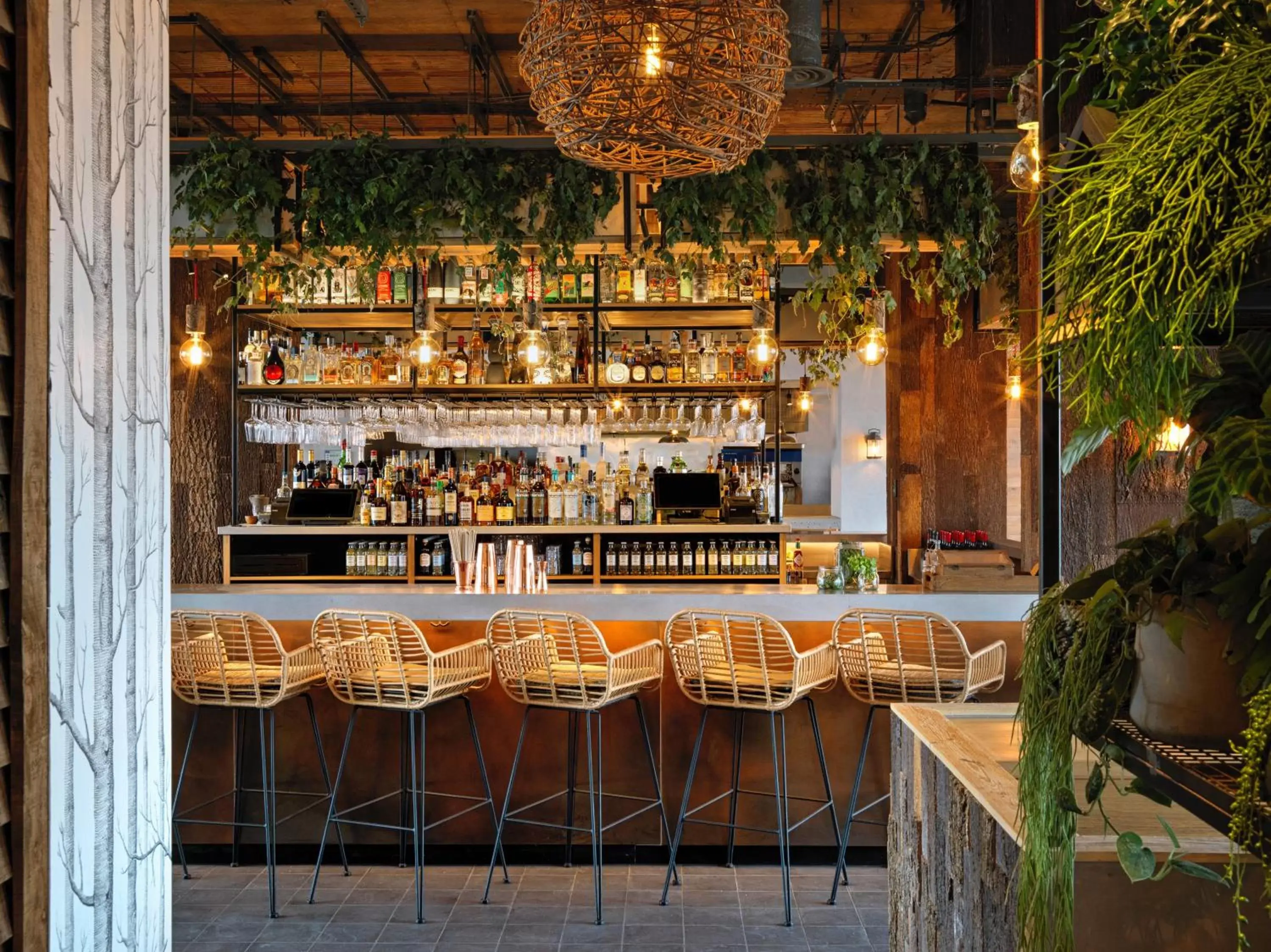 Restaurant/places to eat, Lounge/Bar in Treehouse Hotel London