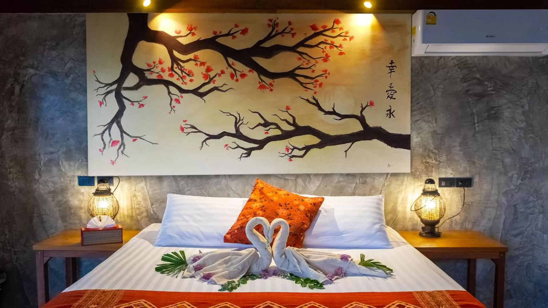 Bed in Jasmin Garden Koh Kood