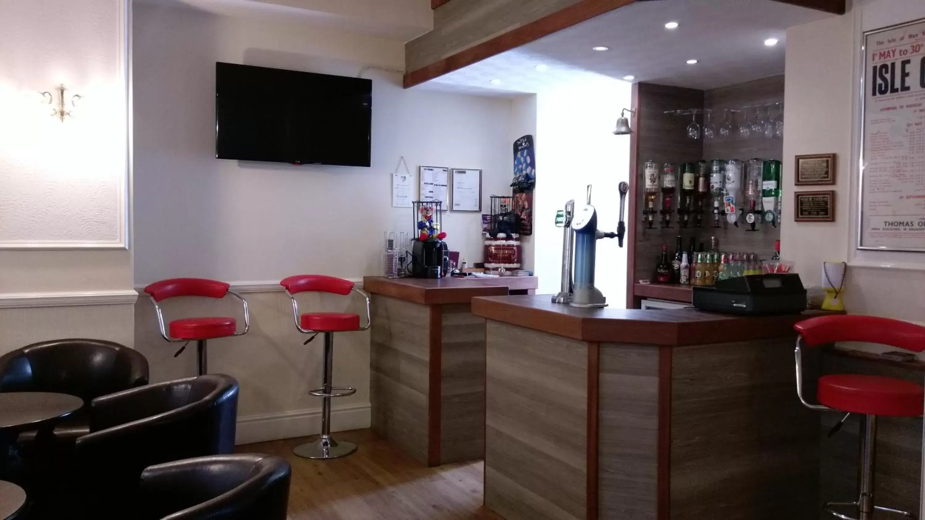 Lounge or bar, Lounge/Bar in Winchmore Hotel