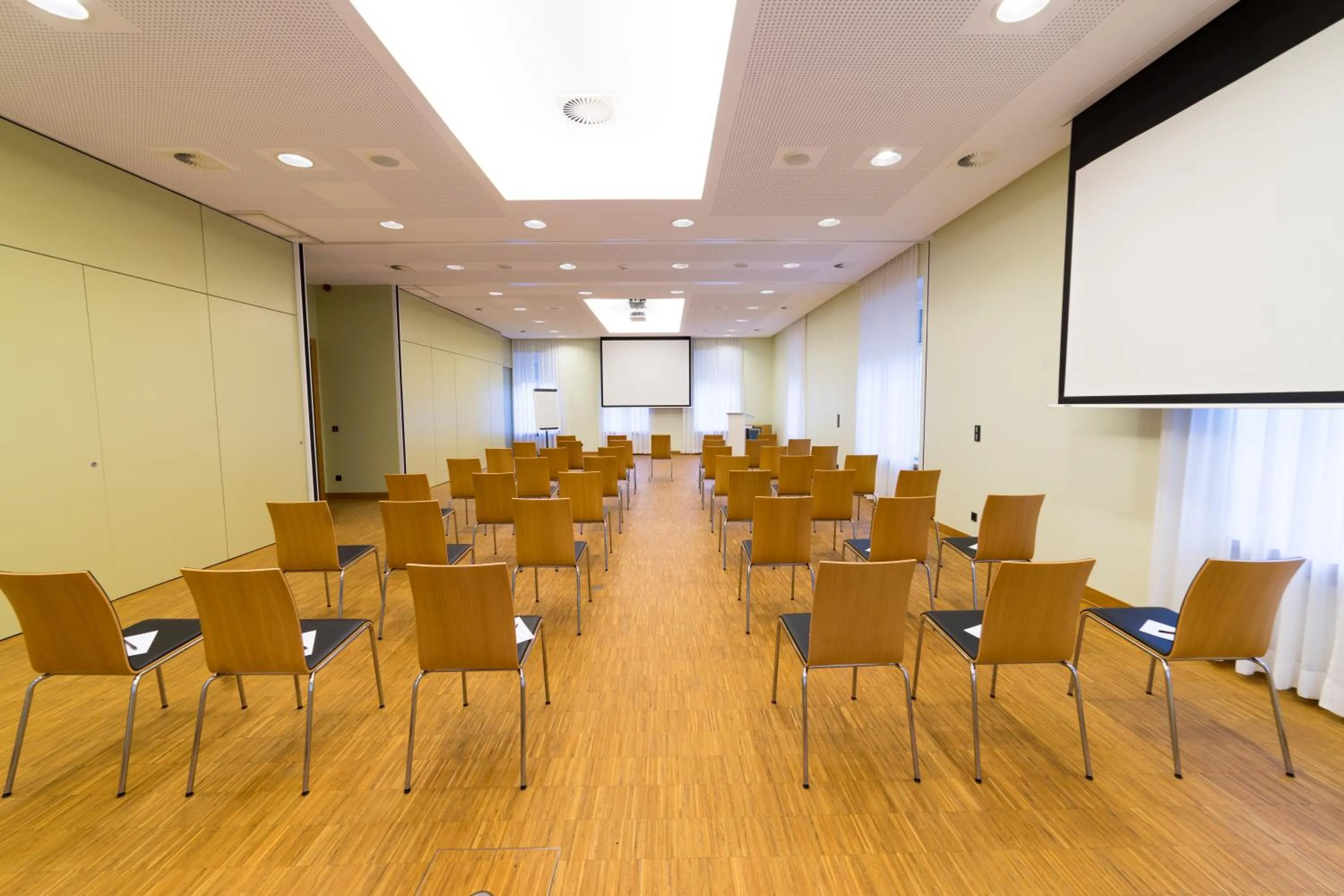 Business facilities in Hotel-Résidence Am Klouschter