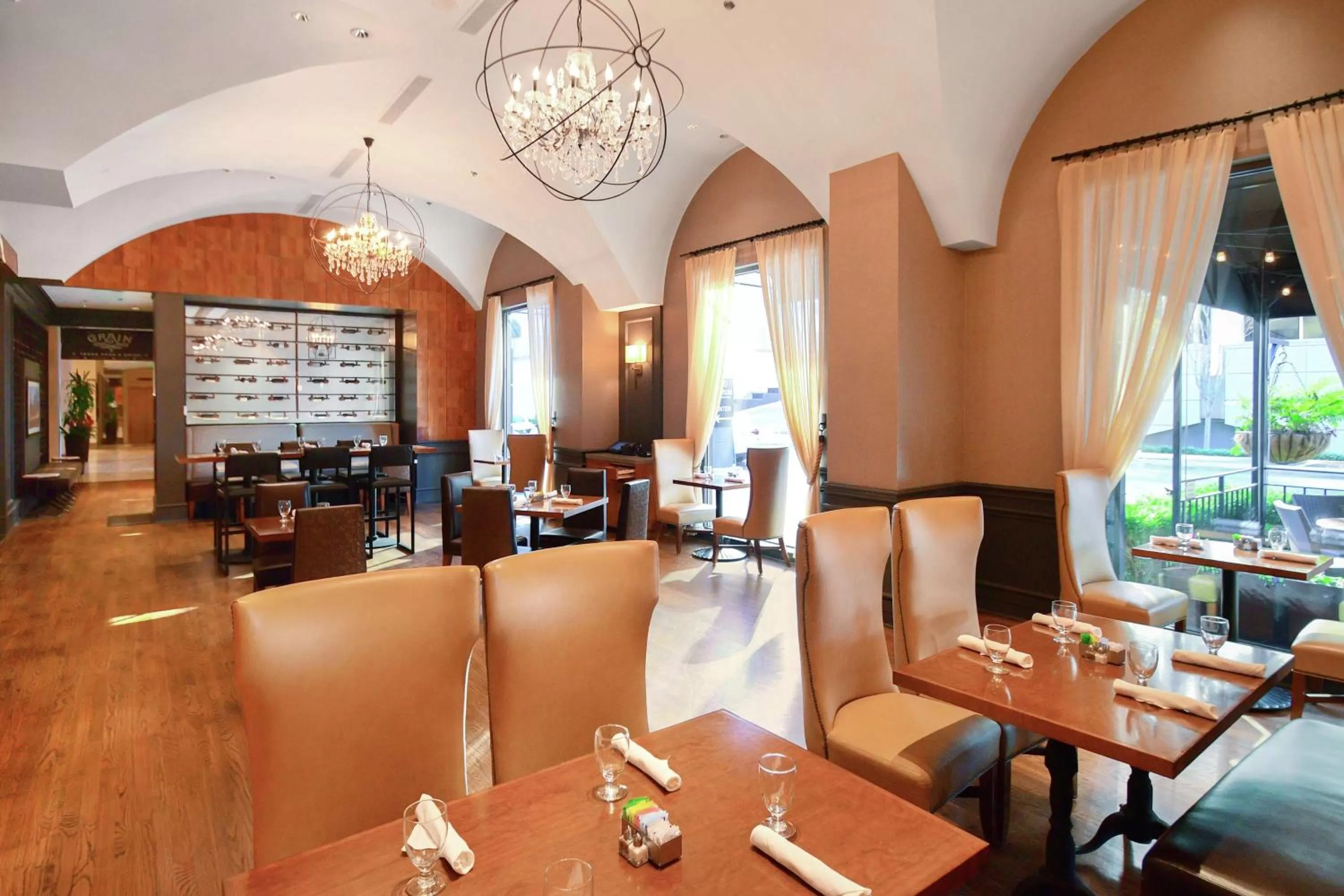 Restaurant/places to eat in Hilton Dallas-Park Cities