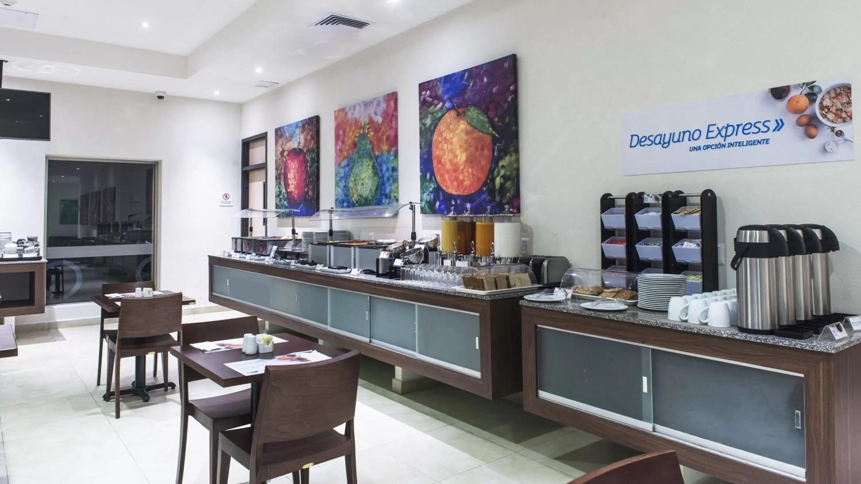 Breakfast in Holiday Inn Express Xalapa by IHG Breakfast in Holiday Inn Express Xalapa by IHG