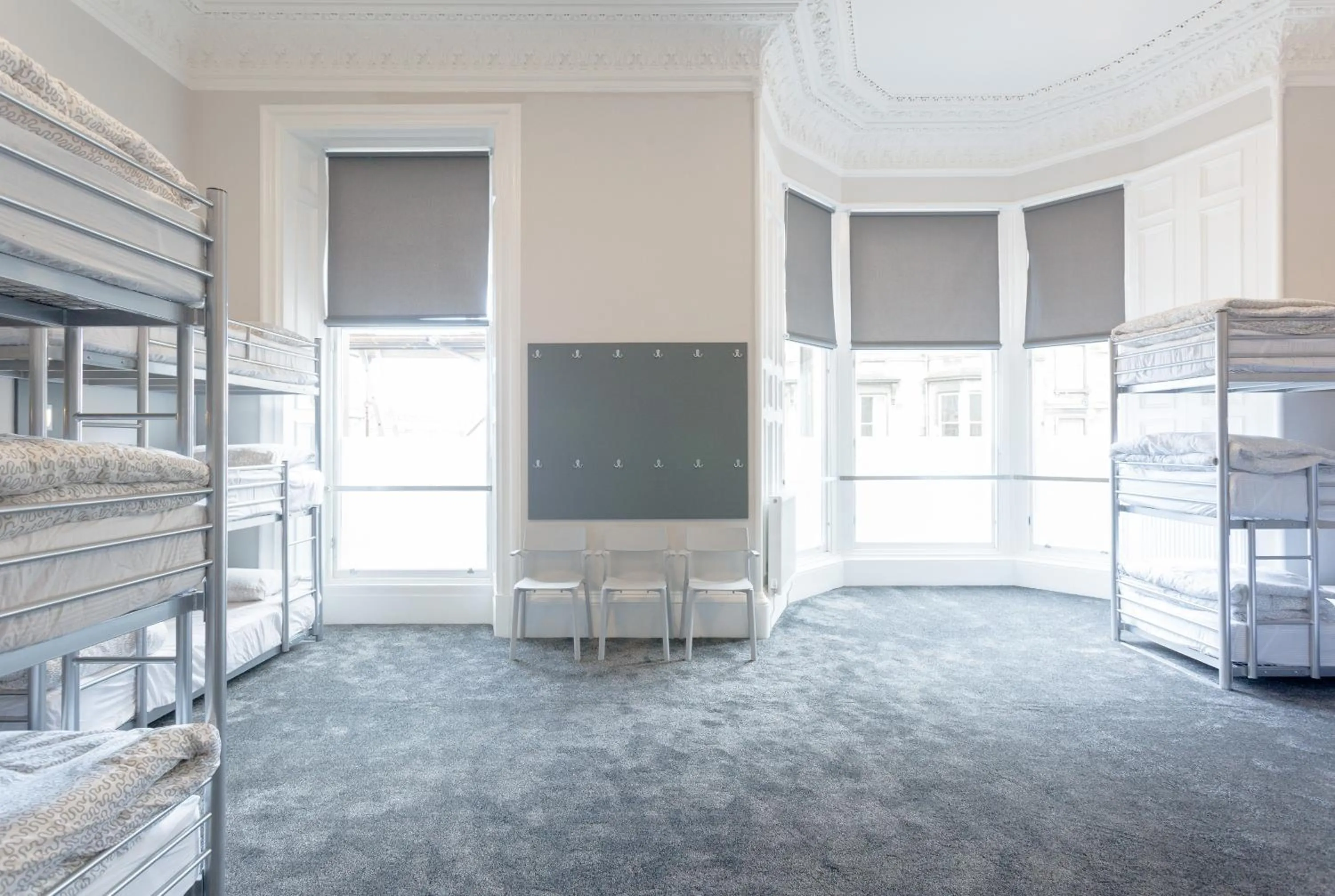 Bedroom, Bed in West End Hotel