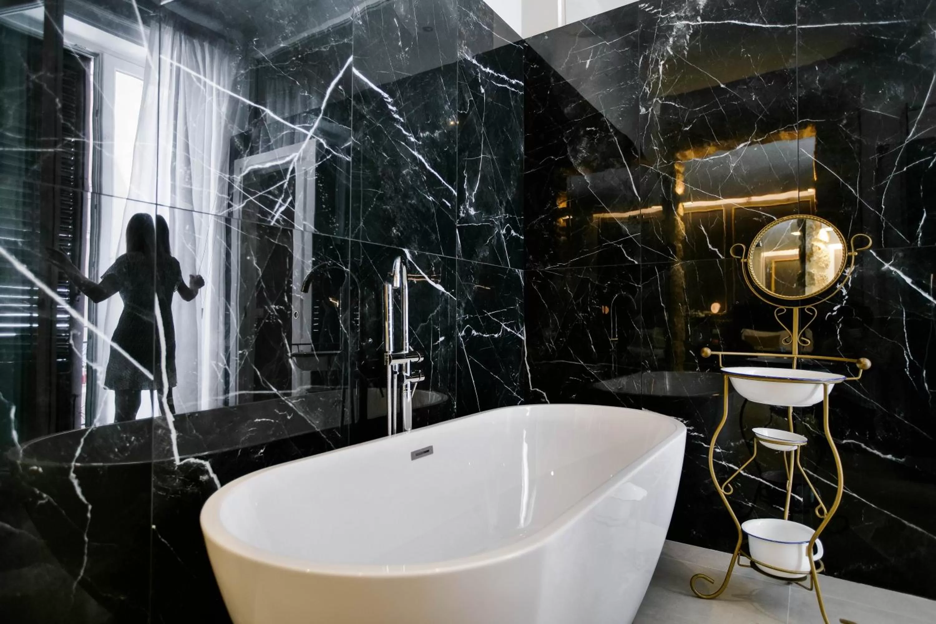 Bath in Family Affair Luxury Rooms&Suites