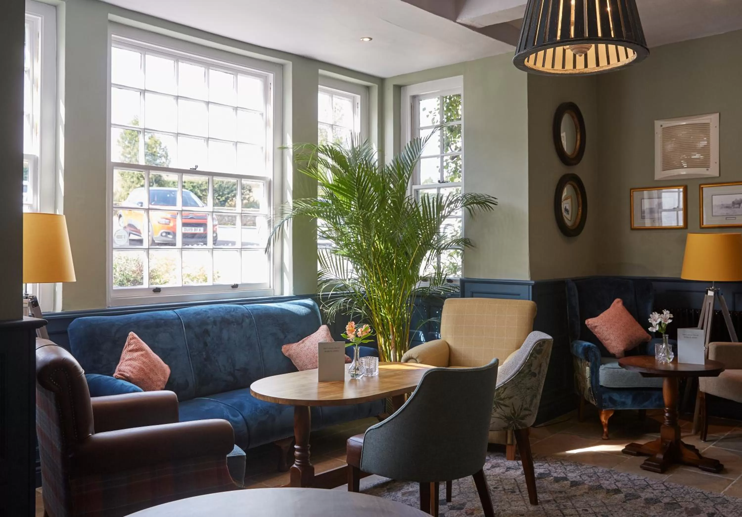 Lounge or bar, Seating Area in Riverside Inn by Chef & Brewer Collection