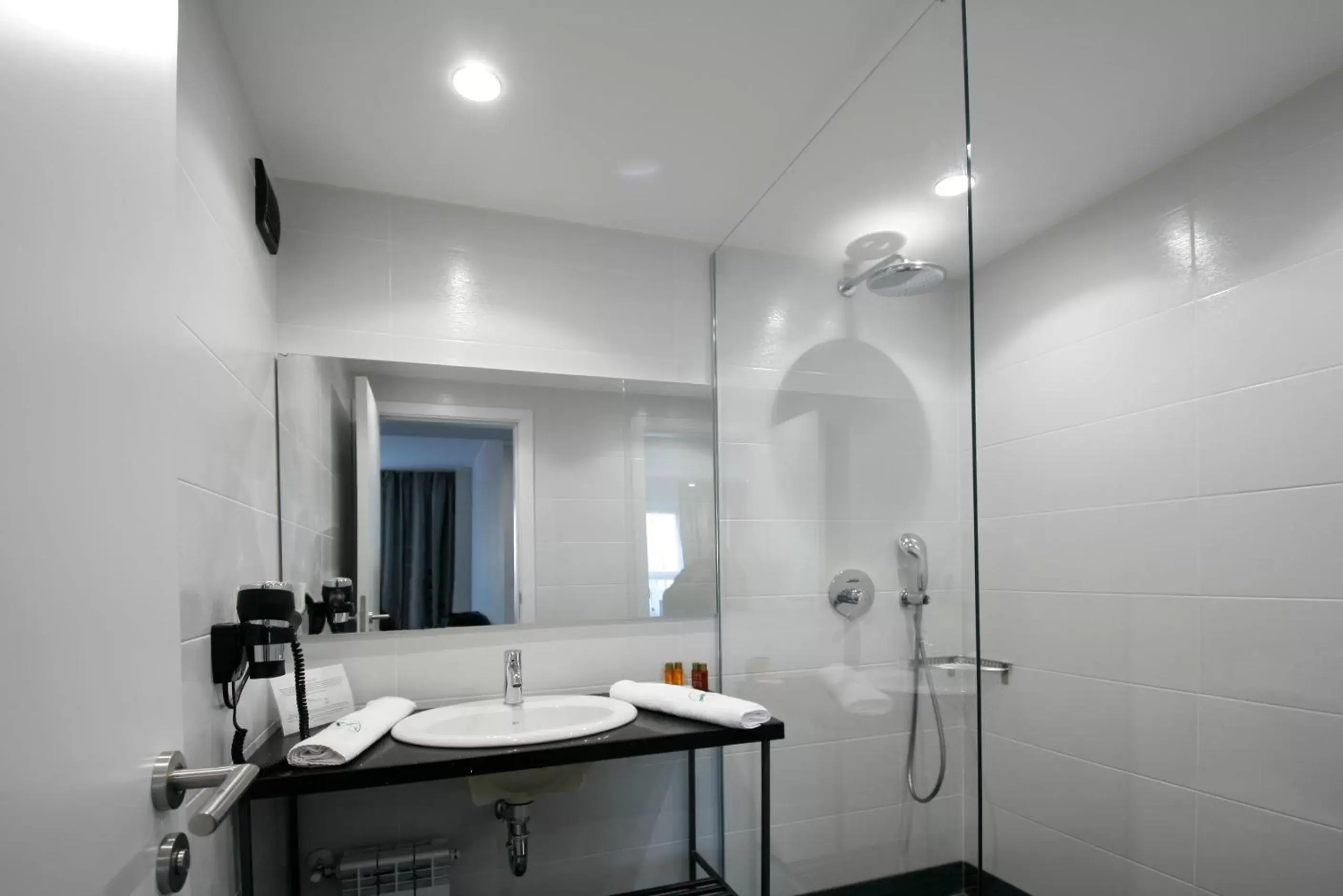Bathroom in Vitosha Park Hotel