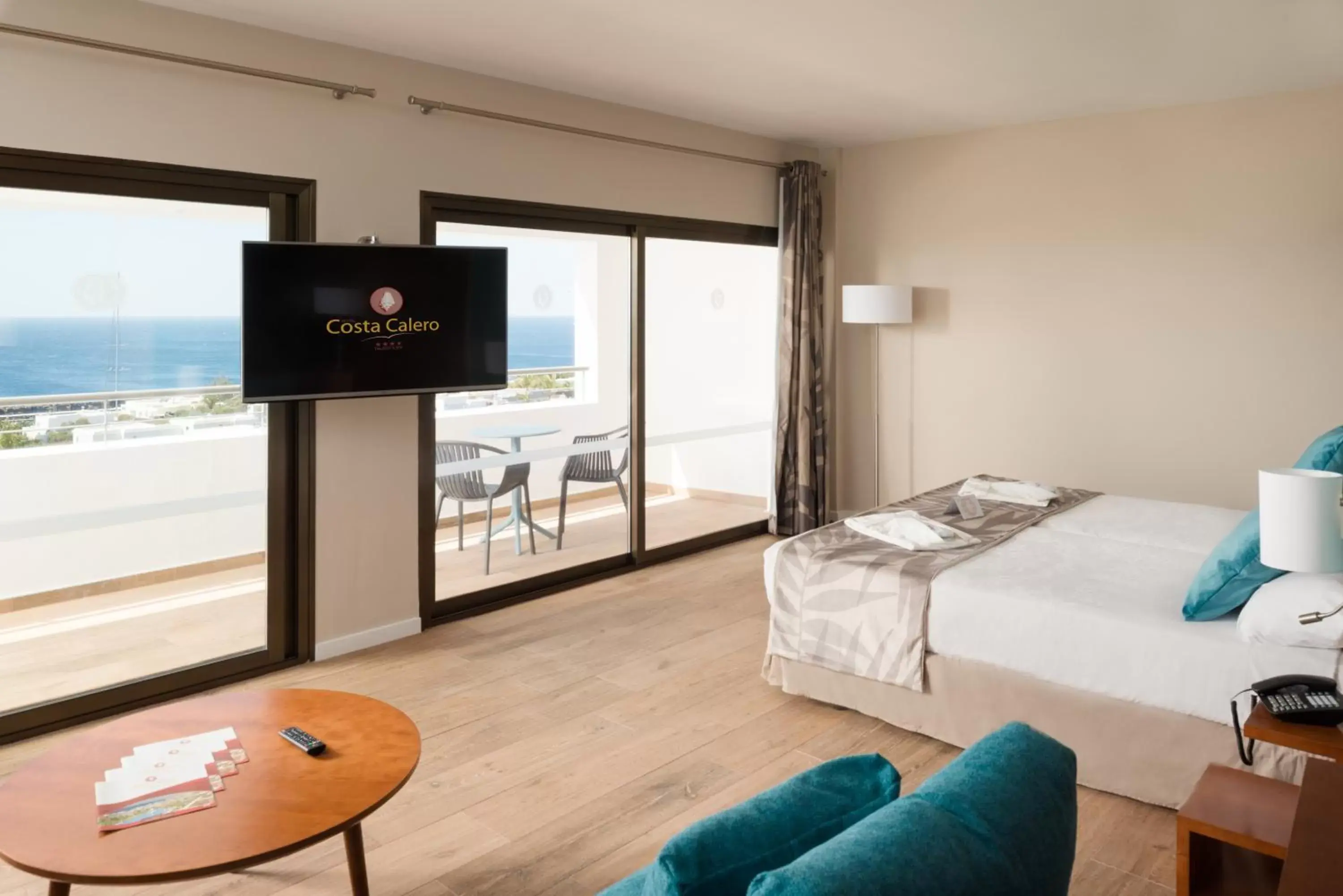 Photo of the whole room, TV/Entertainment Center in Hotel Costa Calero Thalasso & Spa