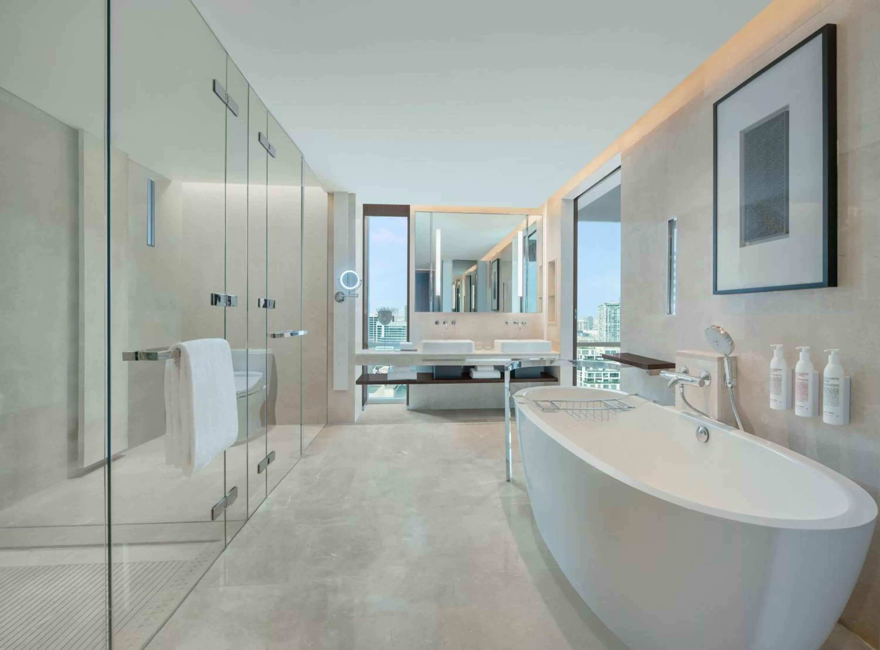 Bathroom in Le Meridien Bangkok