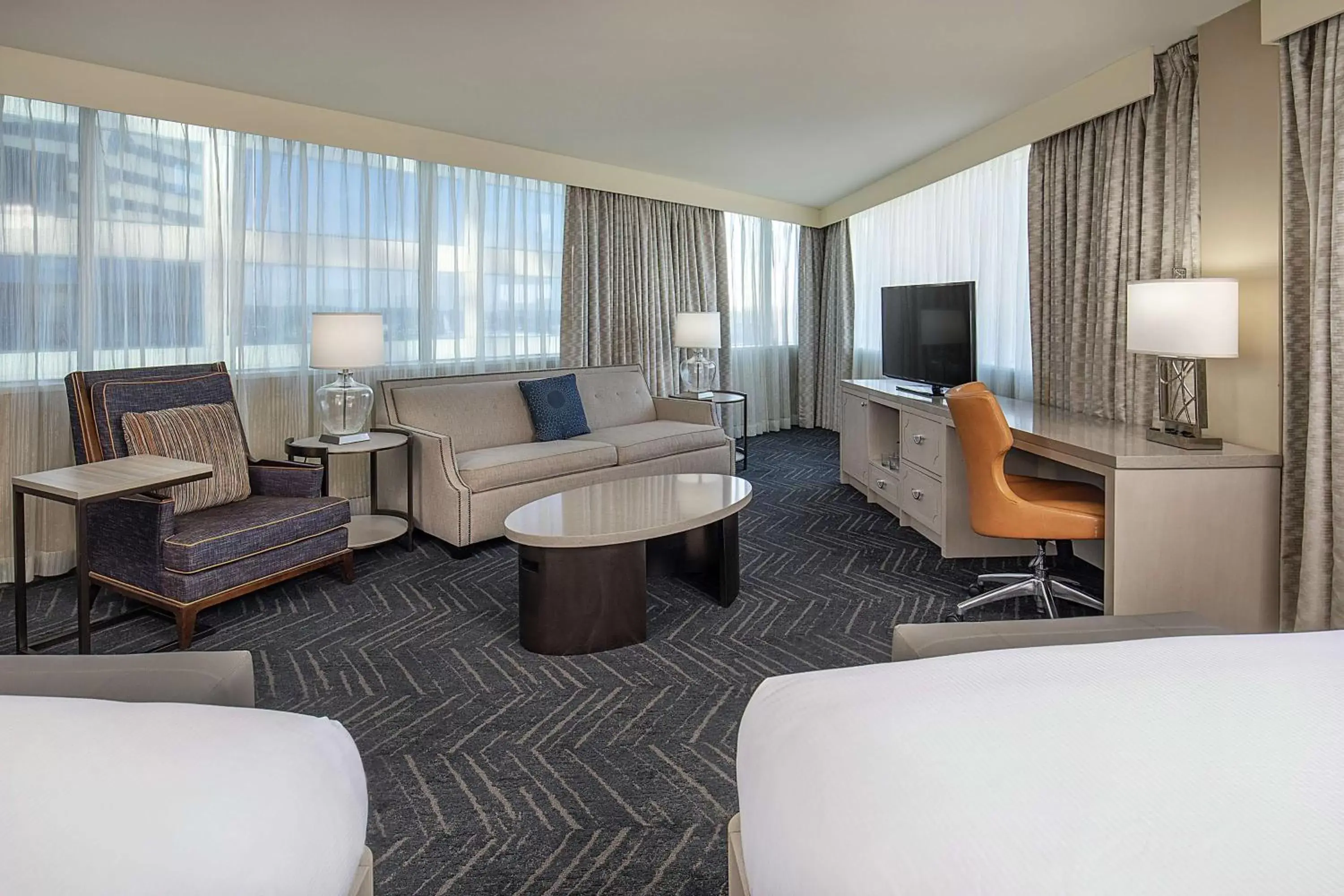 Bedroom, Seating Area in DoubleTree by Hilton Hotel Nashville Downtown