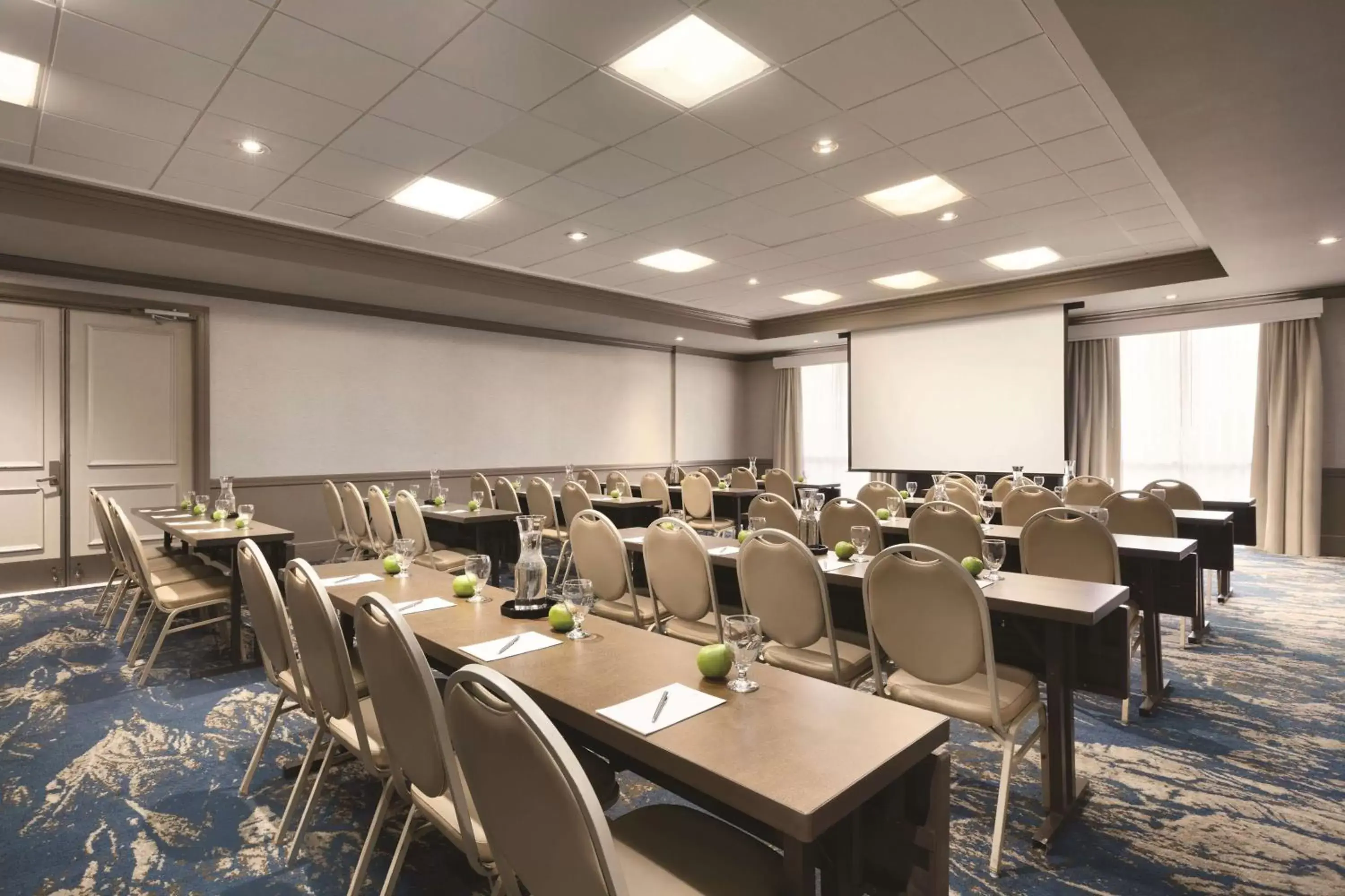 Meeting/conference room in Embassy Suites by Hilton Brea - North Orange County