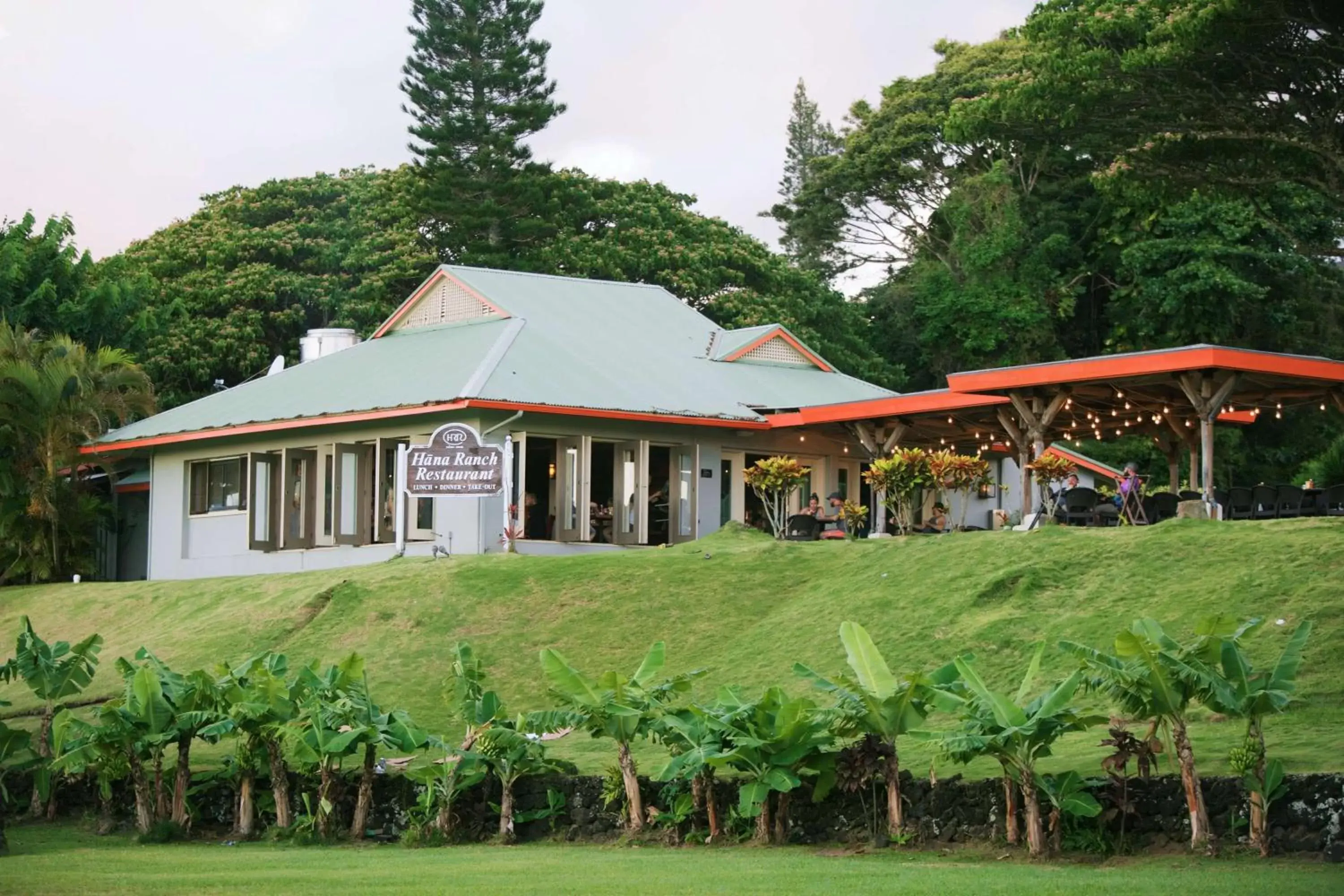 Restaurant/places to eat, Property Building in Hana-Maui Resort, a Destination by Hyatt Residence