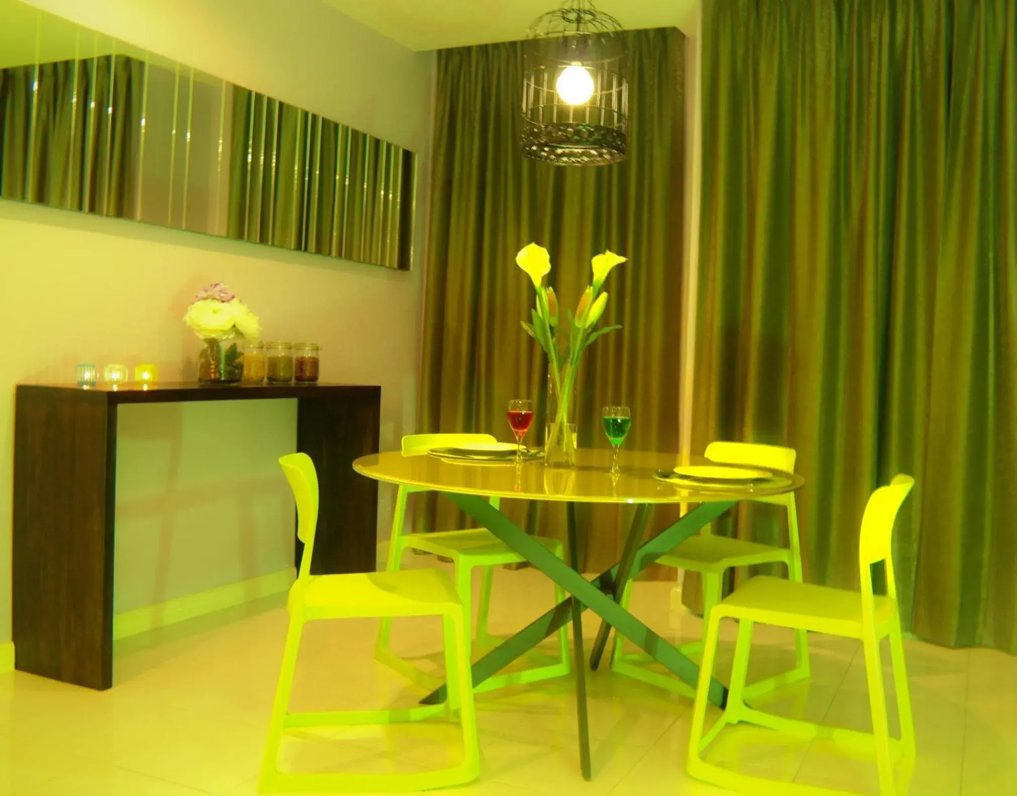 Living room, Dining Area in Jinhold Service Apartment