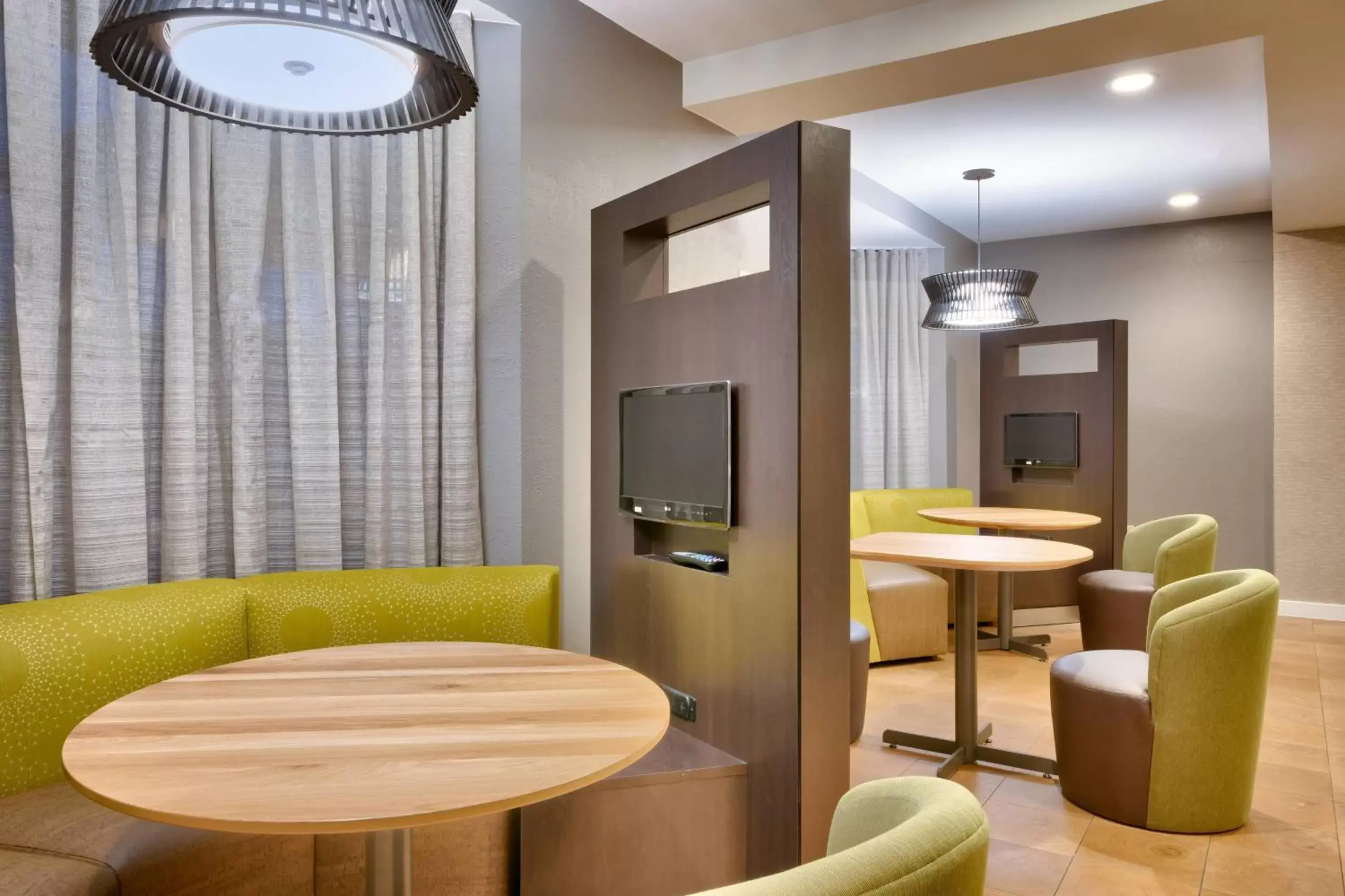 Other, Lounge/Bar in Courtyard by Marriott Oklahoma City Northwest