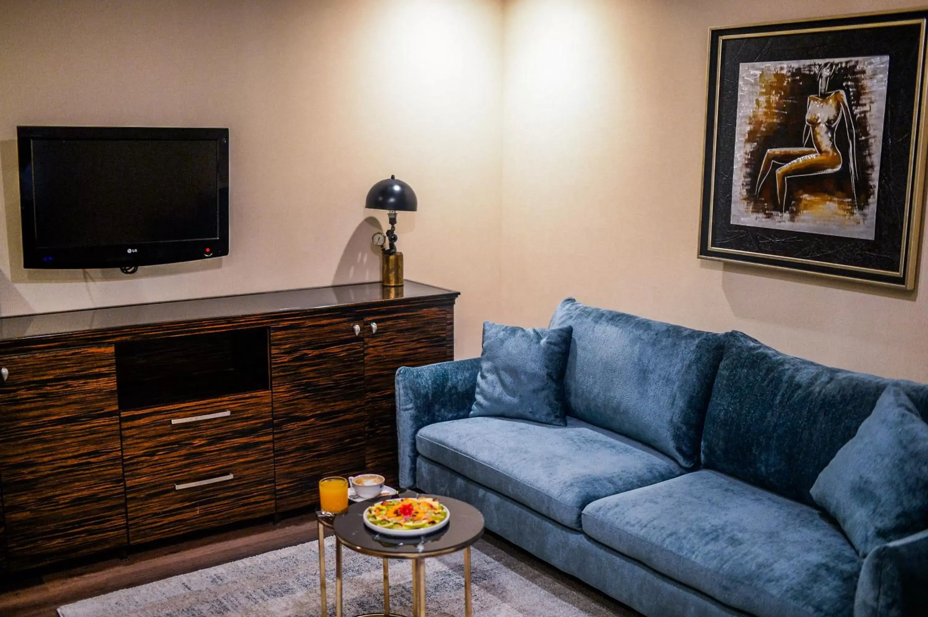 Living room, Seating Area in Crystal Hotel