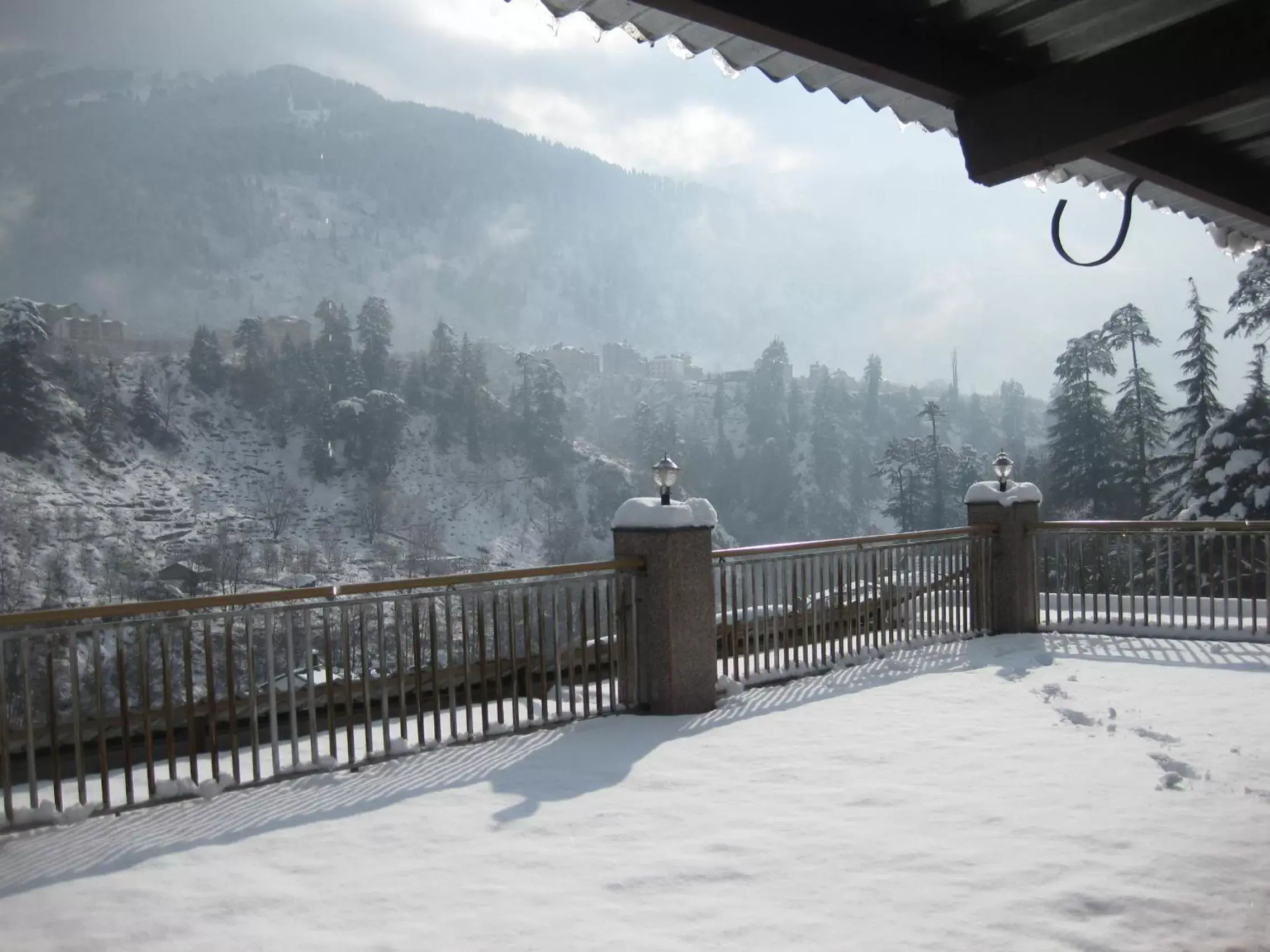 Winter in Sarthak Regency ,Rangri ,Manali