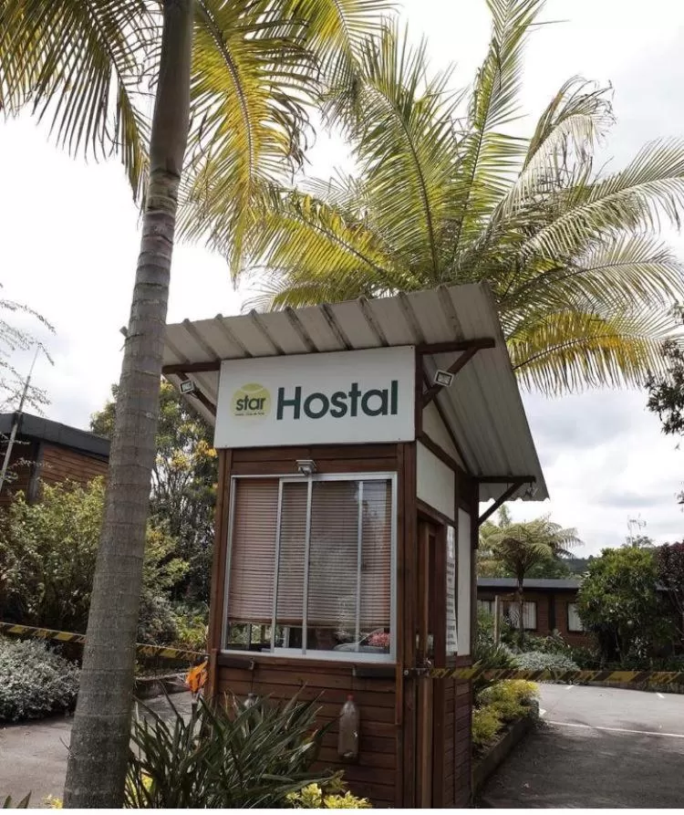 Property Building in ALTO LODGING Centro de Entrenamiento Deportivo y Negocios, a 2 pasos del Aeropuerto JMC, Transporte Incluido