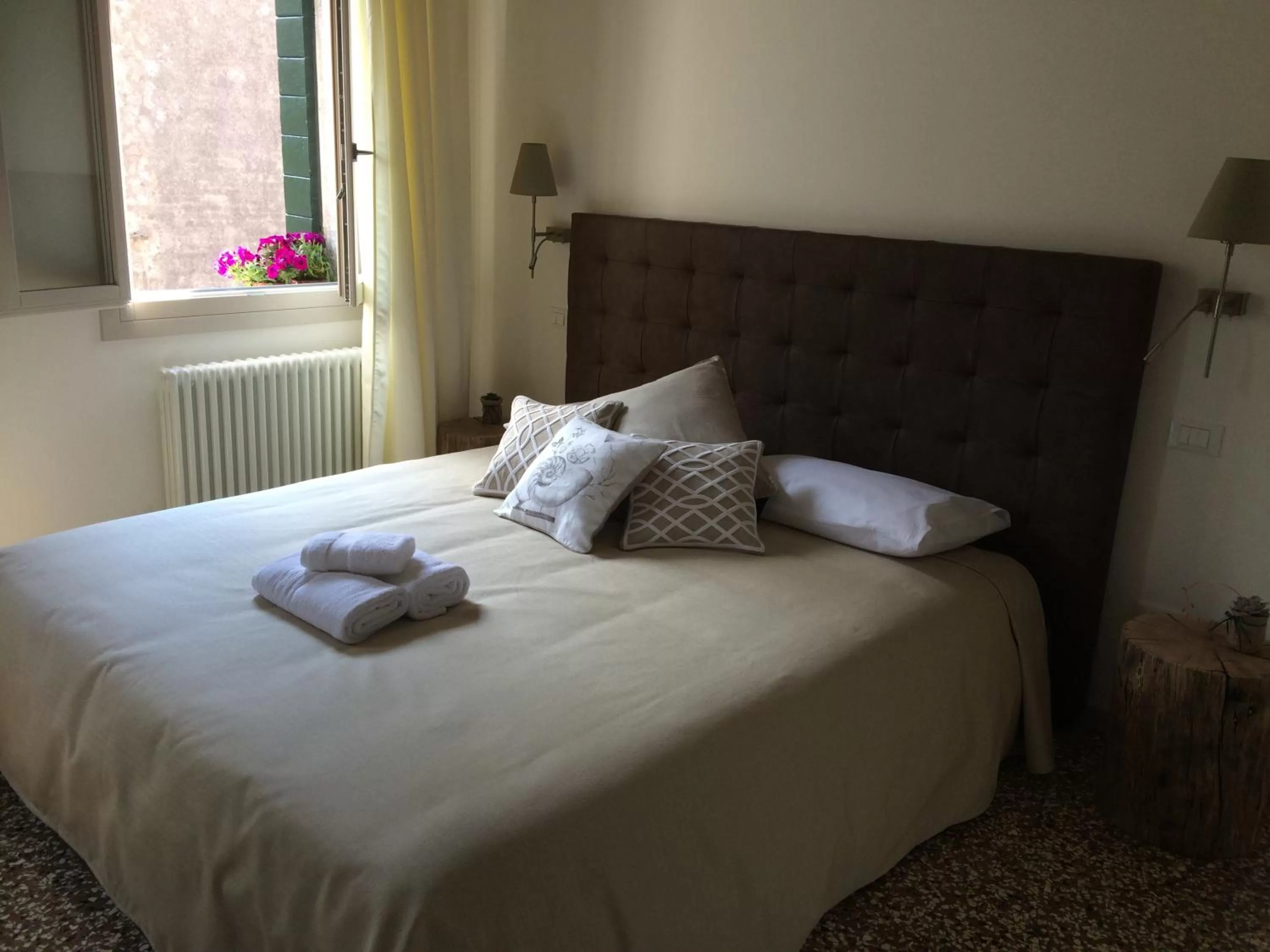 Bedroom, Bed in B&B Al Pozzo di Luce