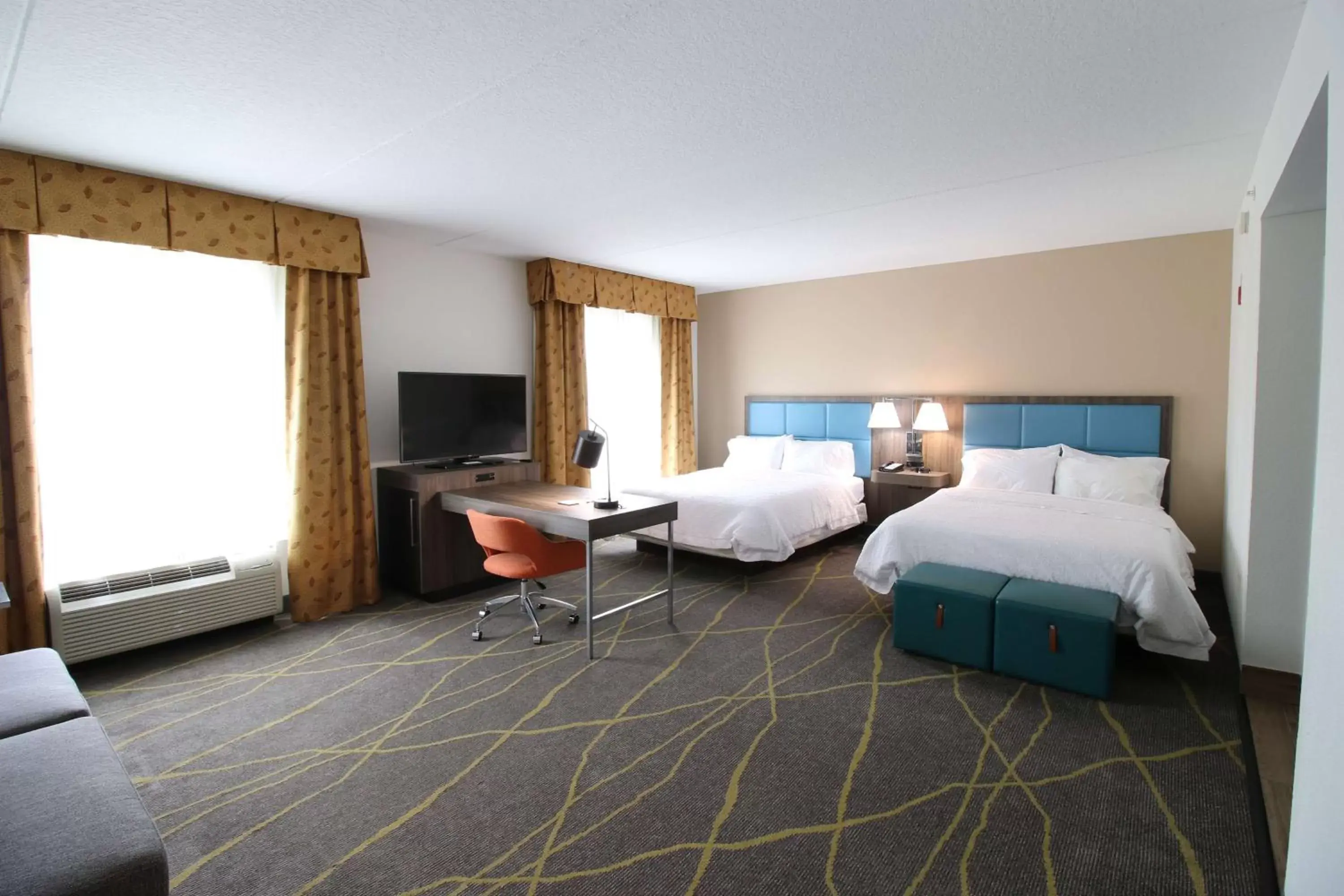 Bedroom, Bed in Hampton Inn & Suites Palm Coast
