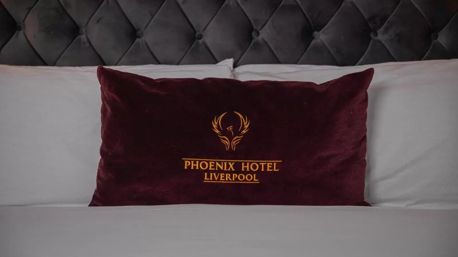 Bed in Phoenix Hotel Liverpool