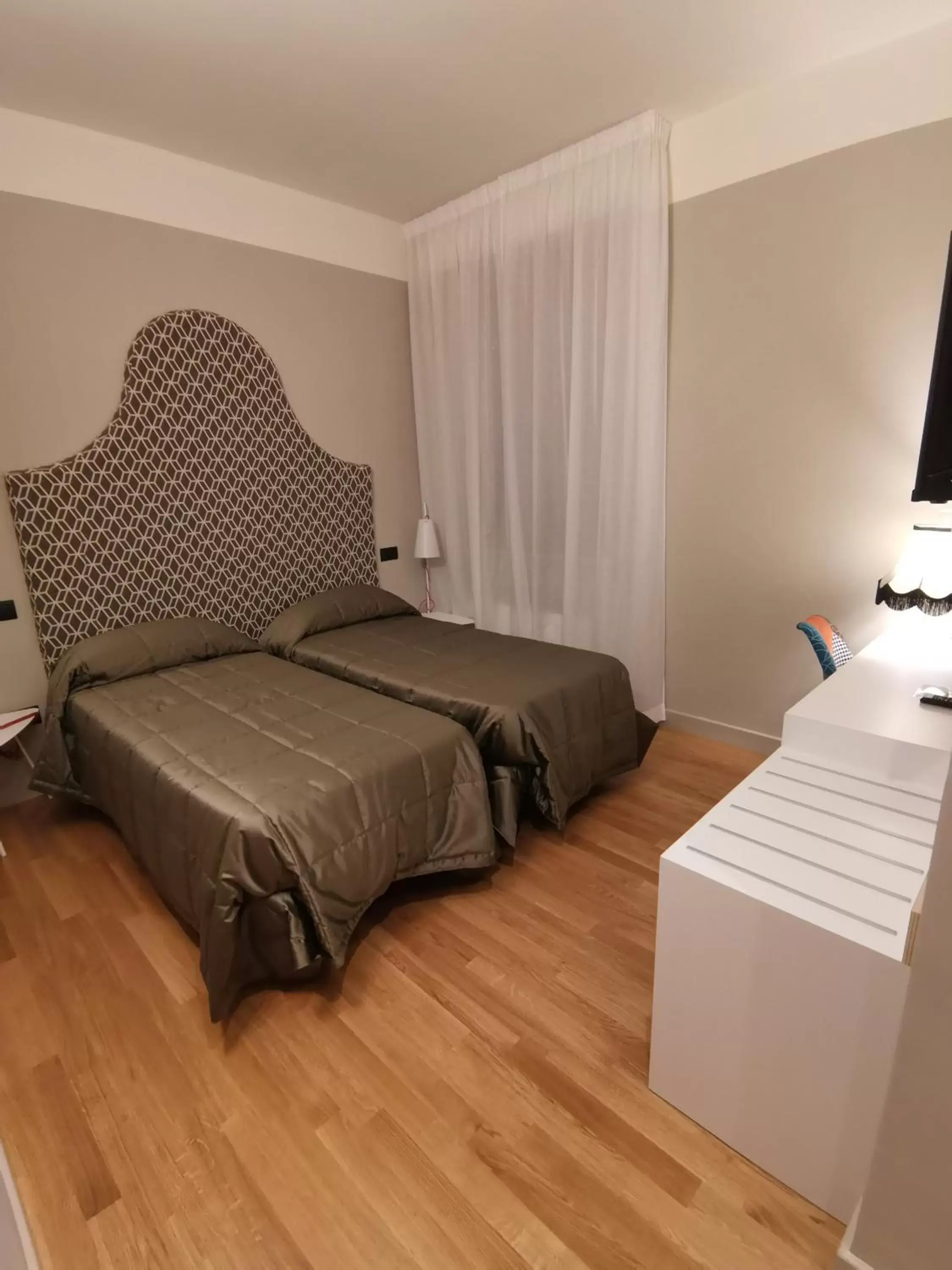 Bedroom, Bed in Hotel Moderno