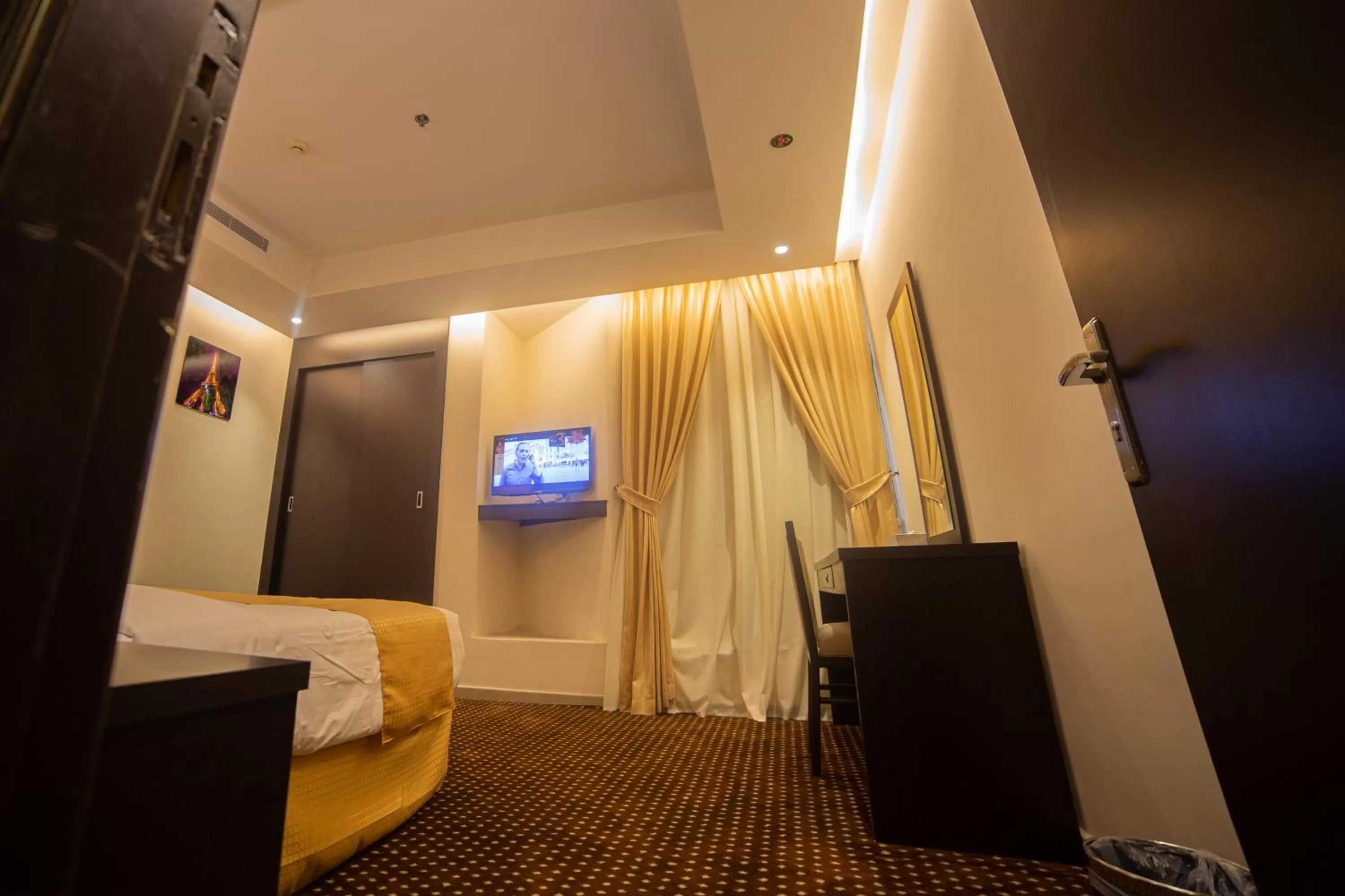 Bedroom, Bed in Mabet Al Tahlia Serviced Apartments