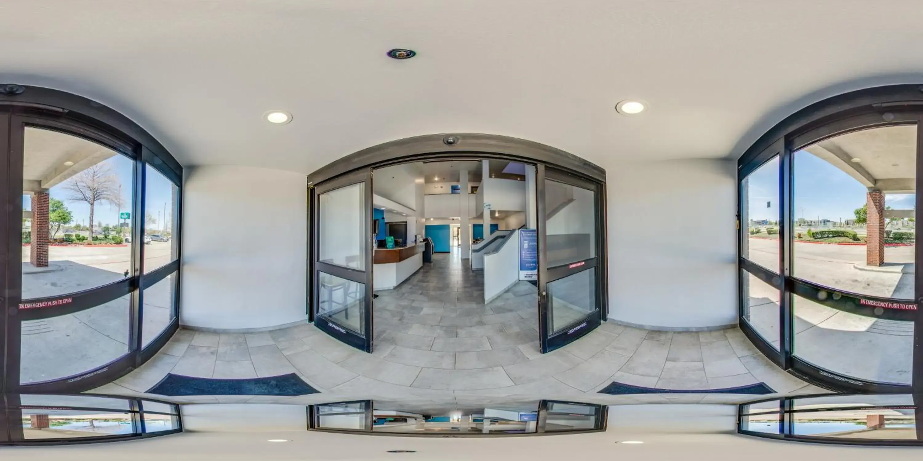 Property building in Quality Inn & Suites Richardson-Dallas Property building in Quality Inn & Suites Richardson-Dallas