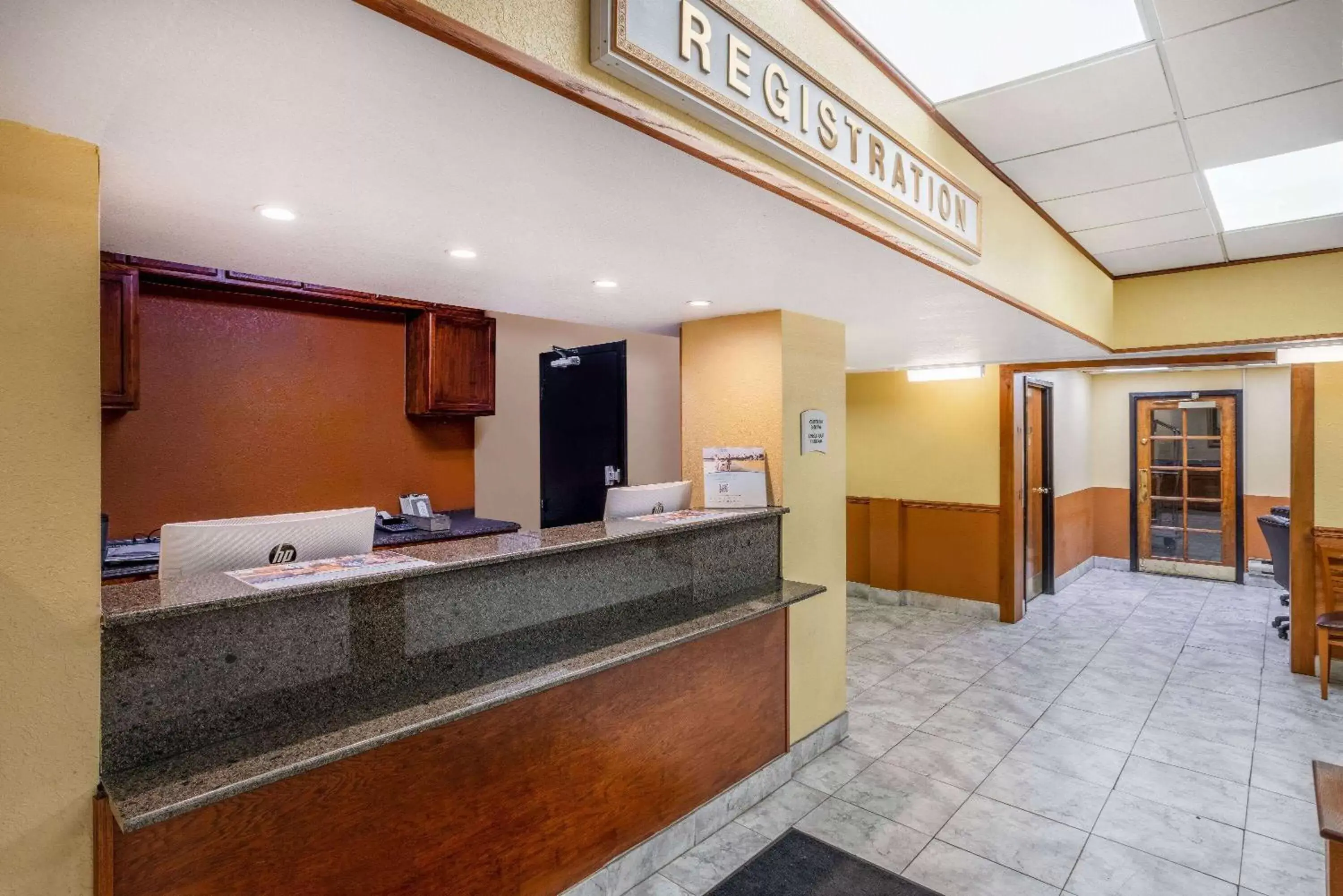 Lobby or reception in Ramada by Wyndham Rome - Verona Lobby or reception in Ramada by Wyndham Rome - Verona