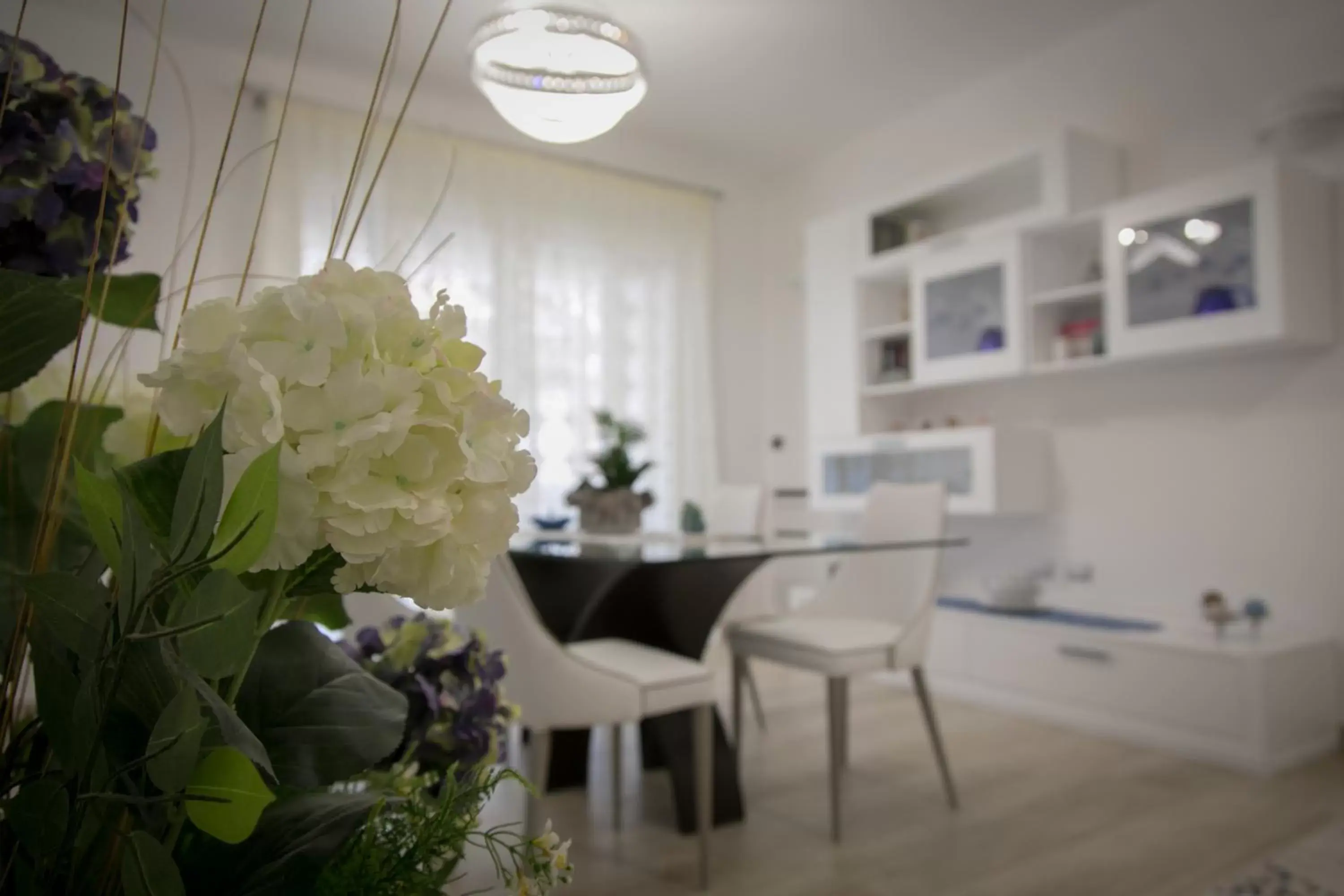 Dining Area in Luna d'Arte