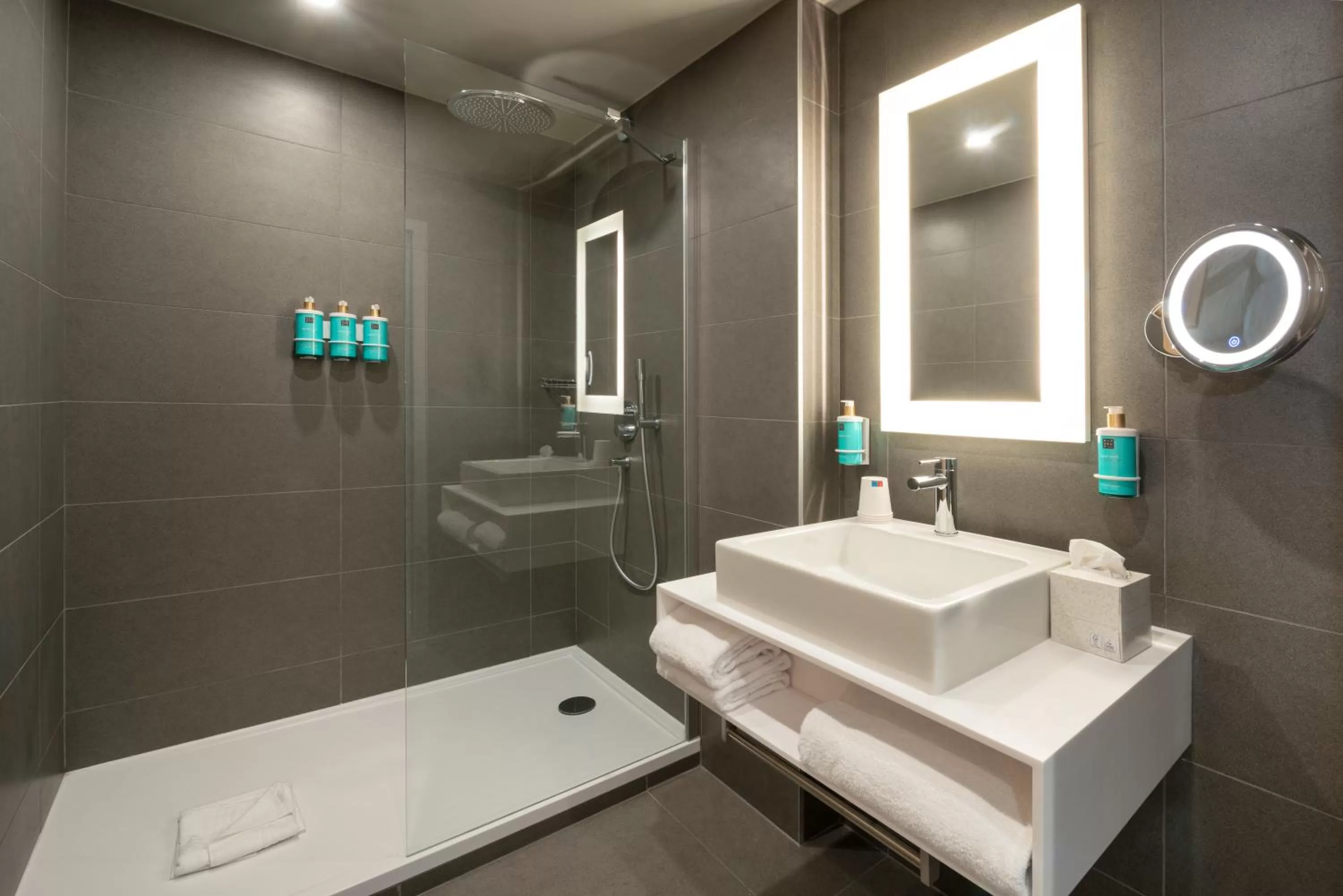 Bathroom in Novotel Paris 20 Belleville