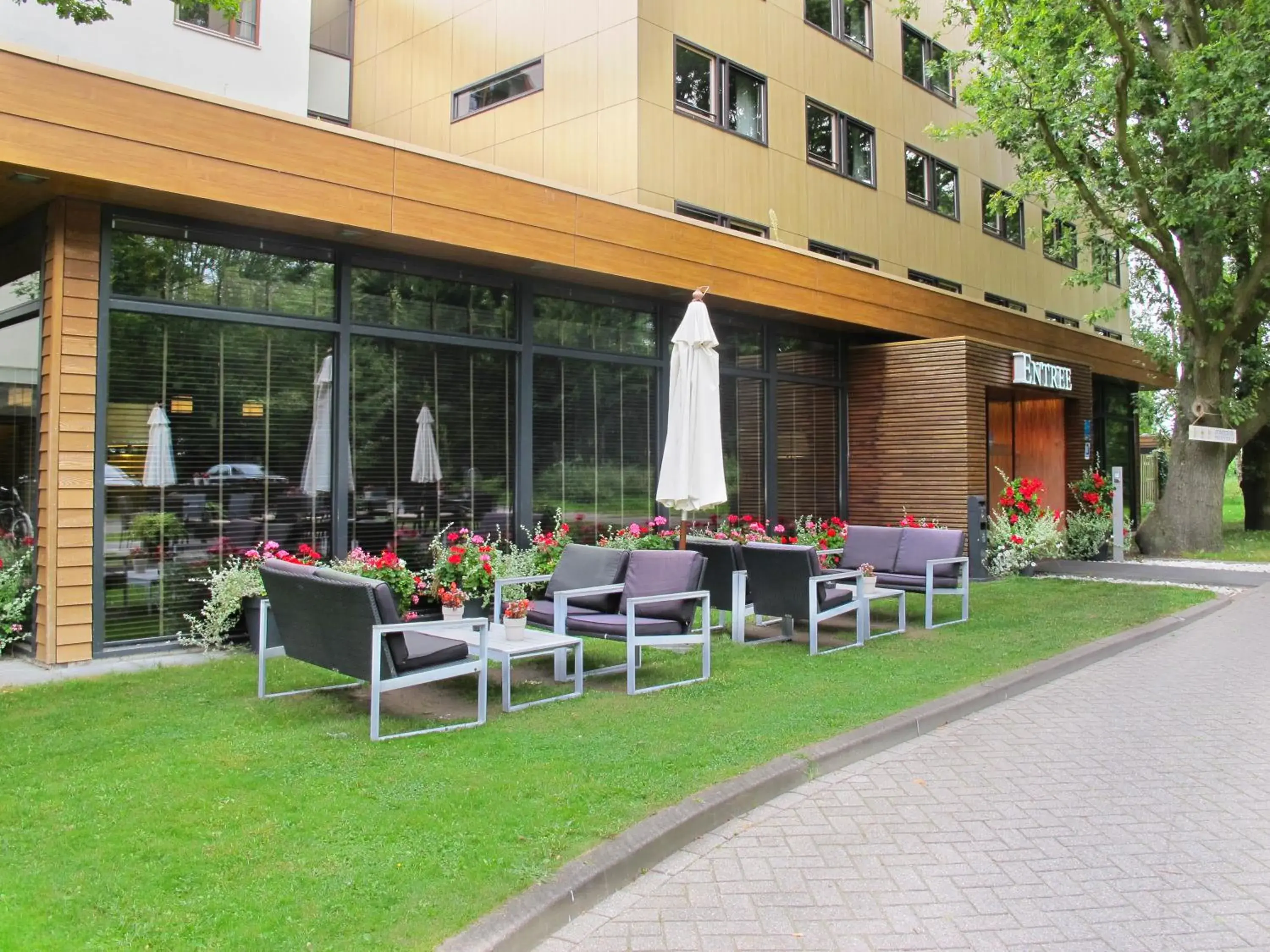 Facade/entrance in Fletcher Wellness-Hotel Stadspark