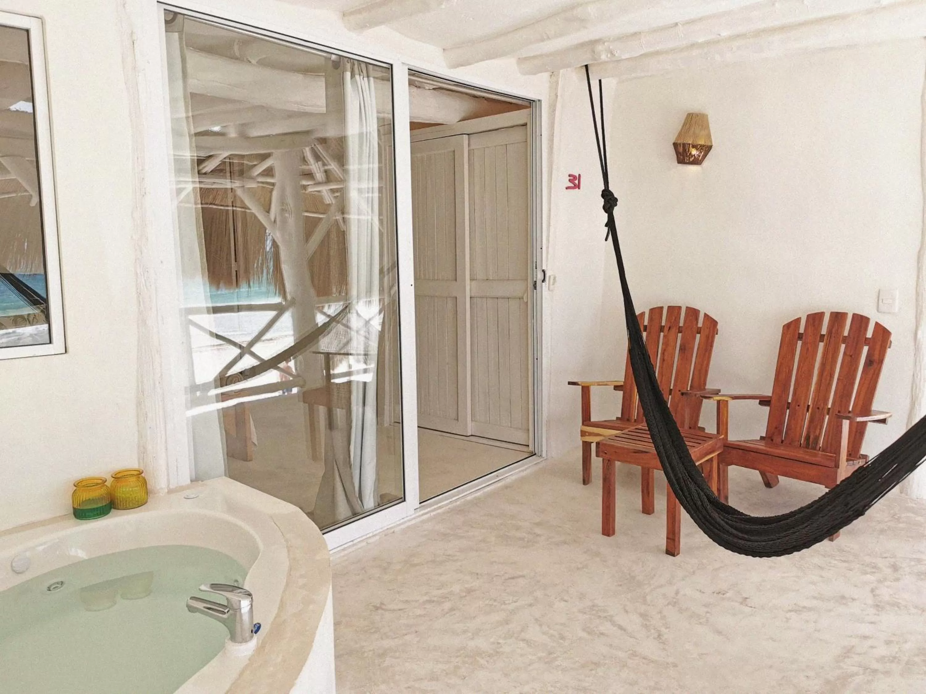 Hot Tub in Coco Unlimited