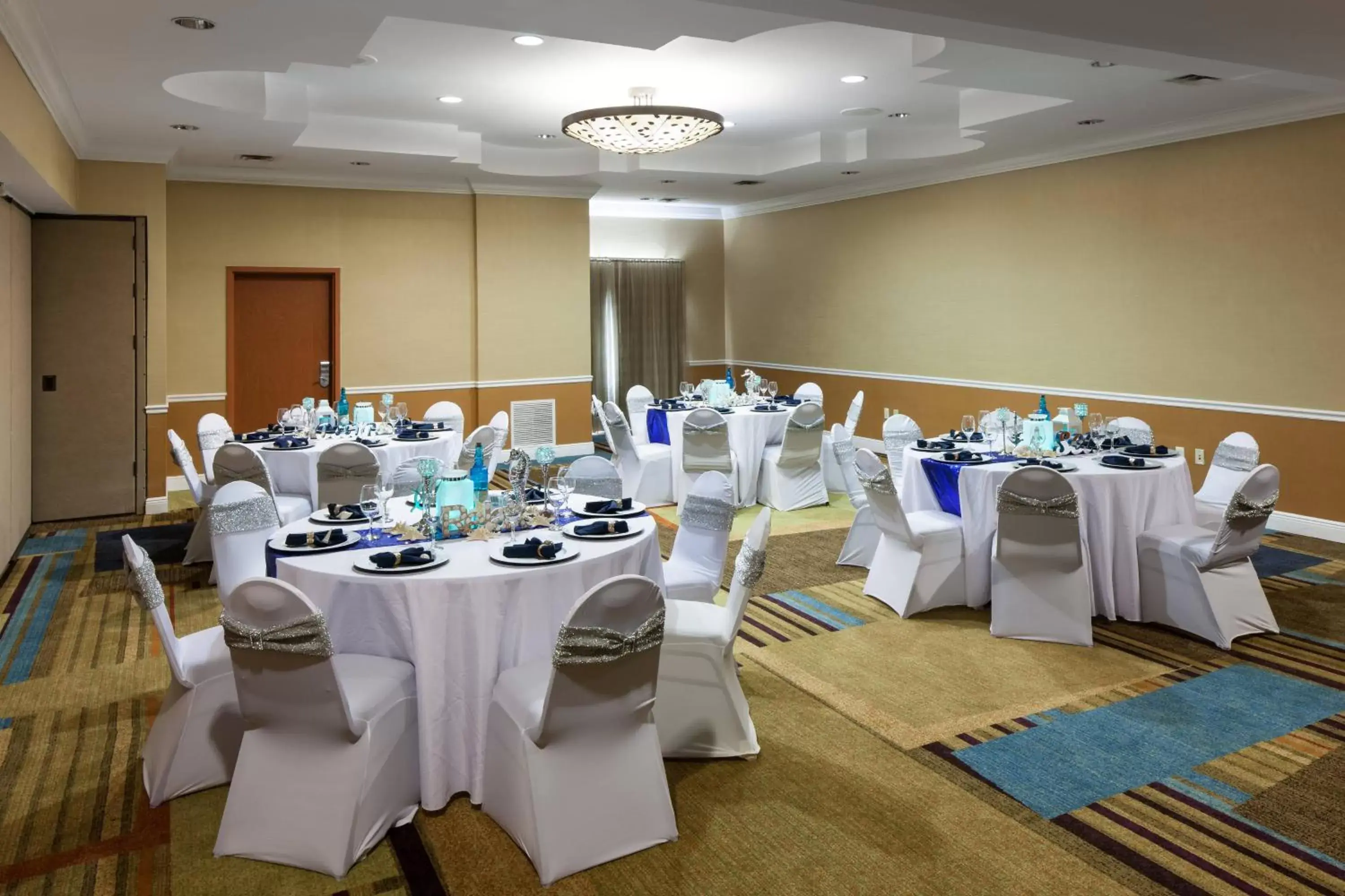 Meeting/conference room, Banquet Facilities in Fairfield Inn & Suites Jacksonville Butler Boulevard