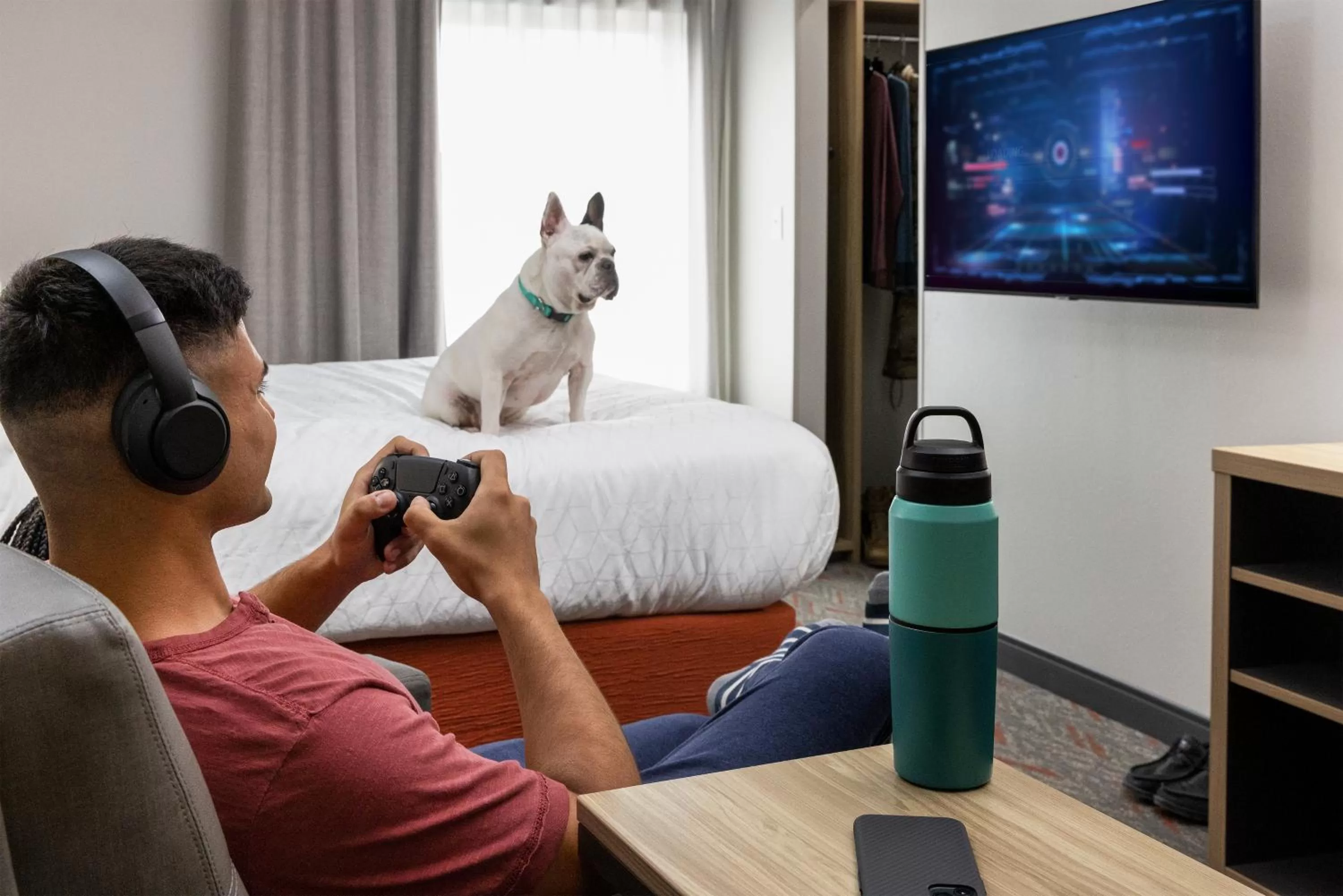 Bedroom in Candlewood Suites Murfreesboro by IHG