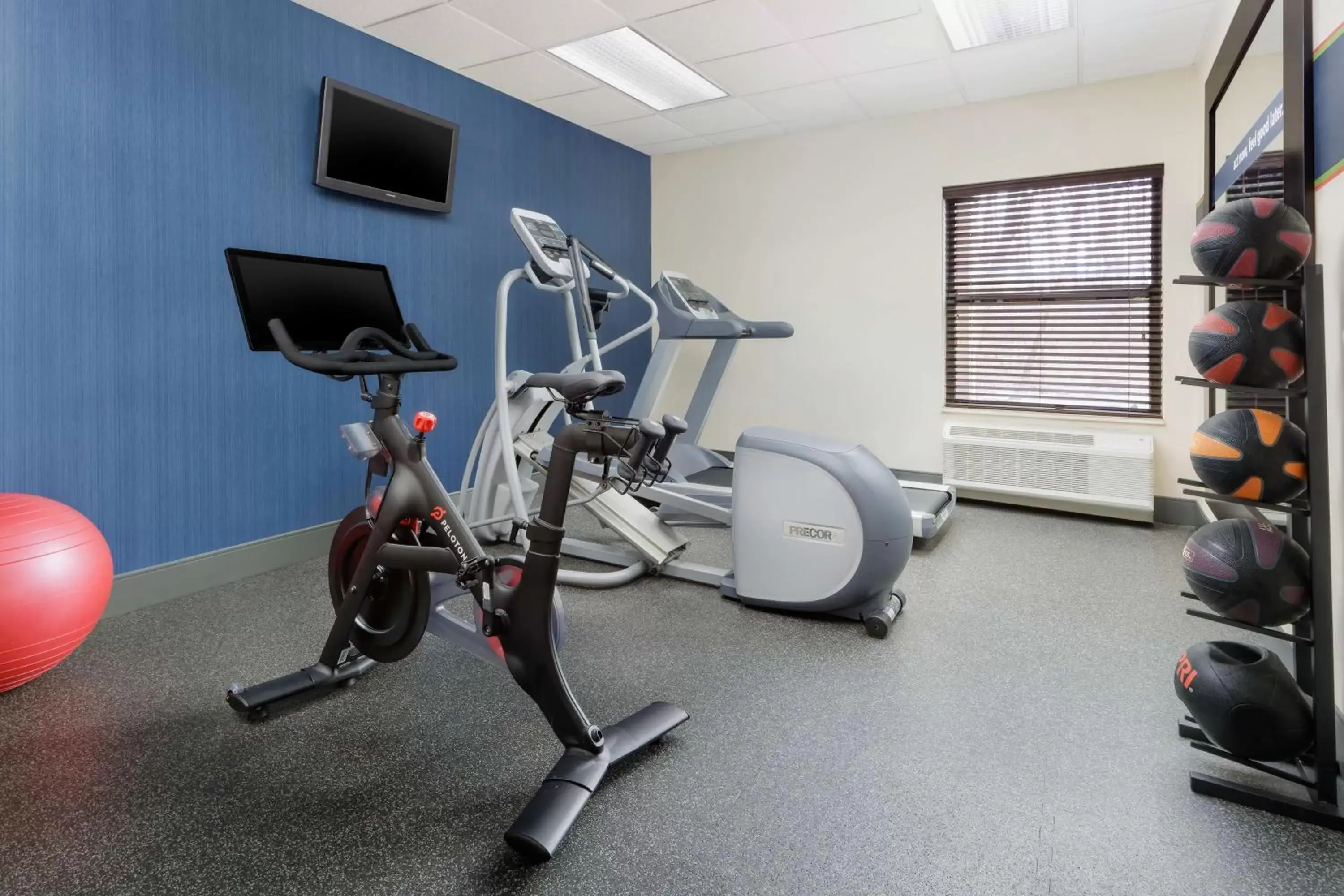 Fitness centre/facilities, Fitness Center/Facilities in Hampton Inn Jackson