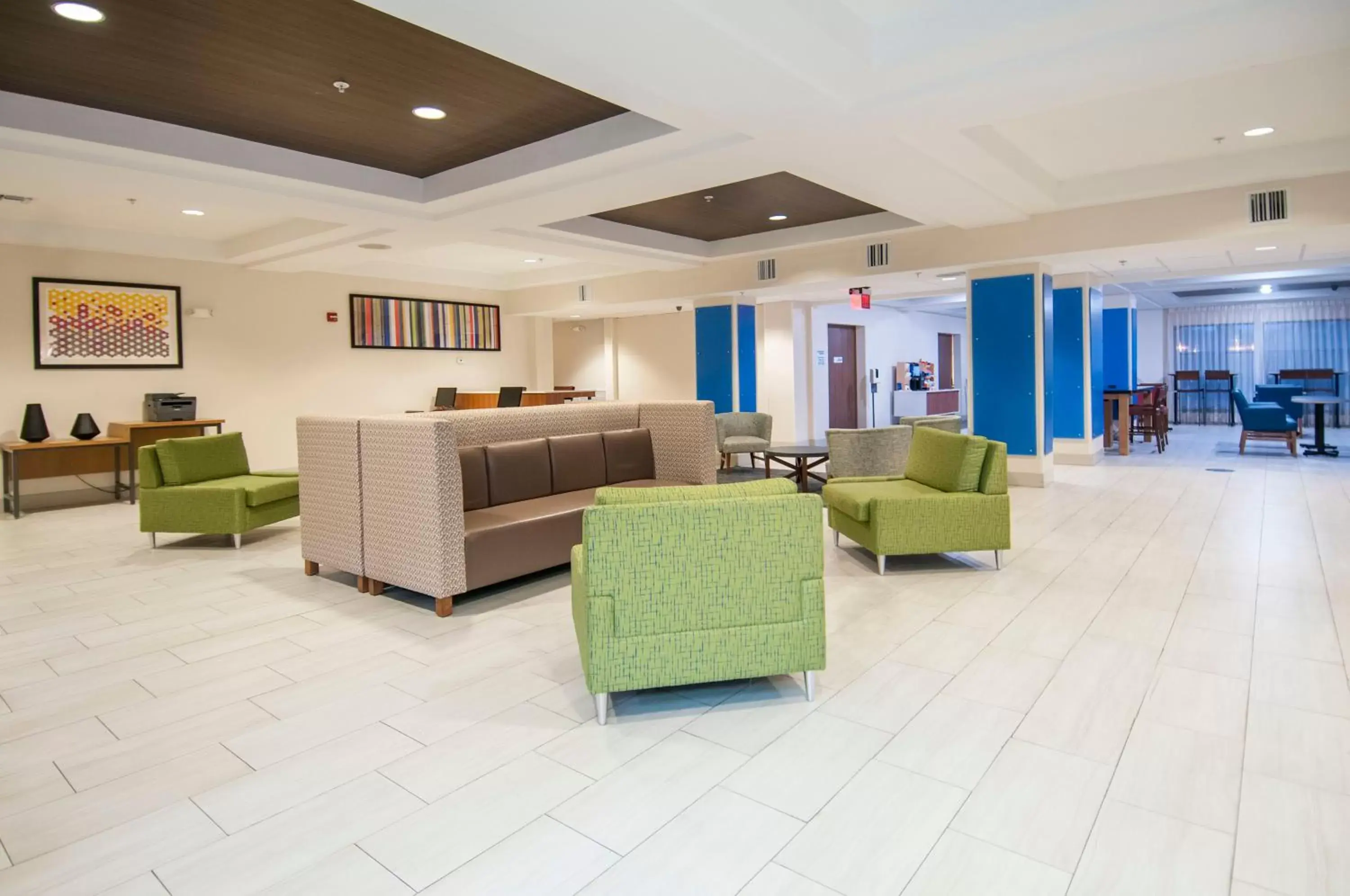 Property building, Lobby/Reception in Holiday Inn Express Hotel & Suites Biloxi- Ocean Springs, an IHG Hotel
