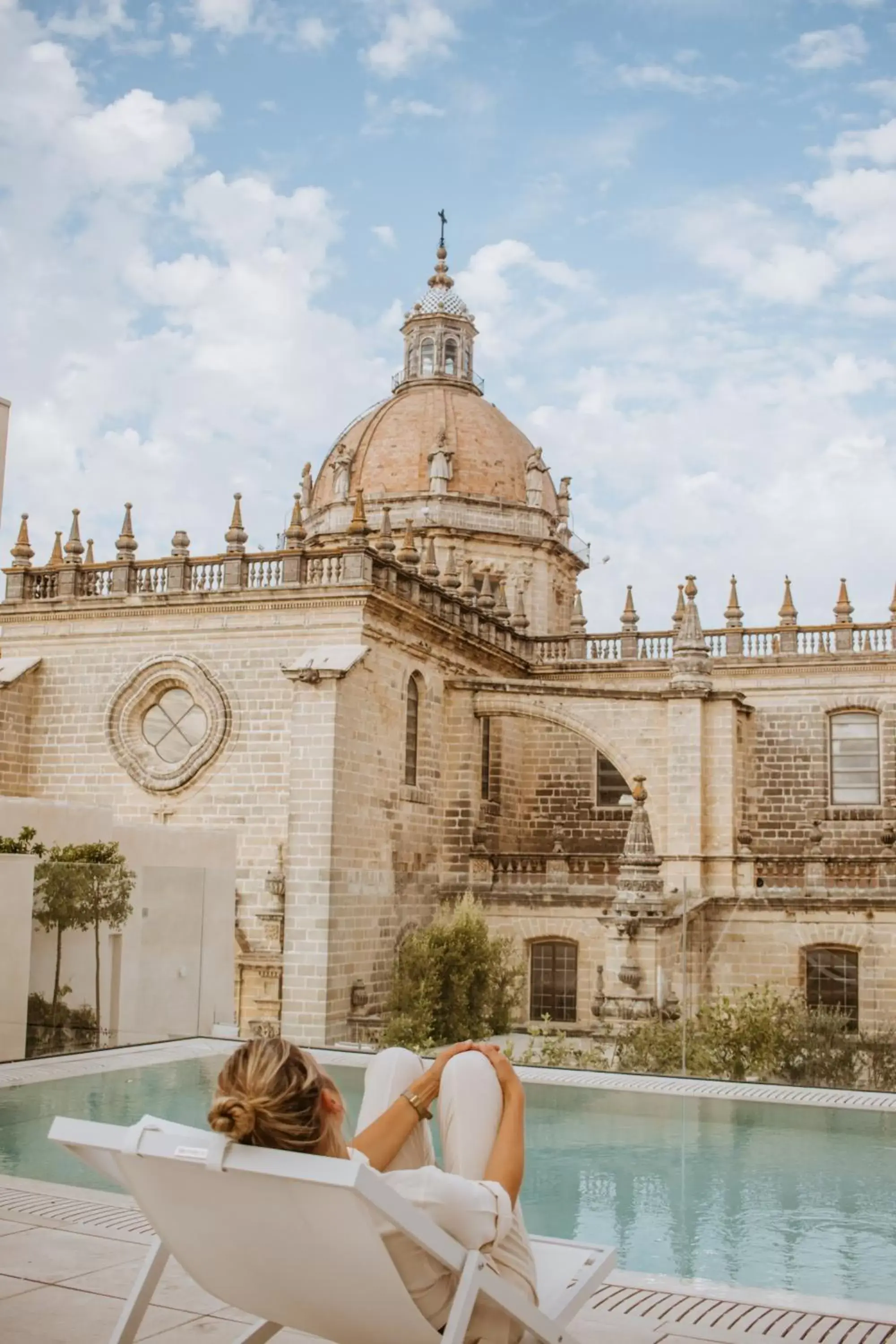 Nearby landmark, Swimming Pool in Hotel Bodega Tio Pepe