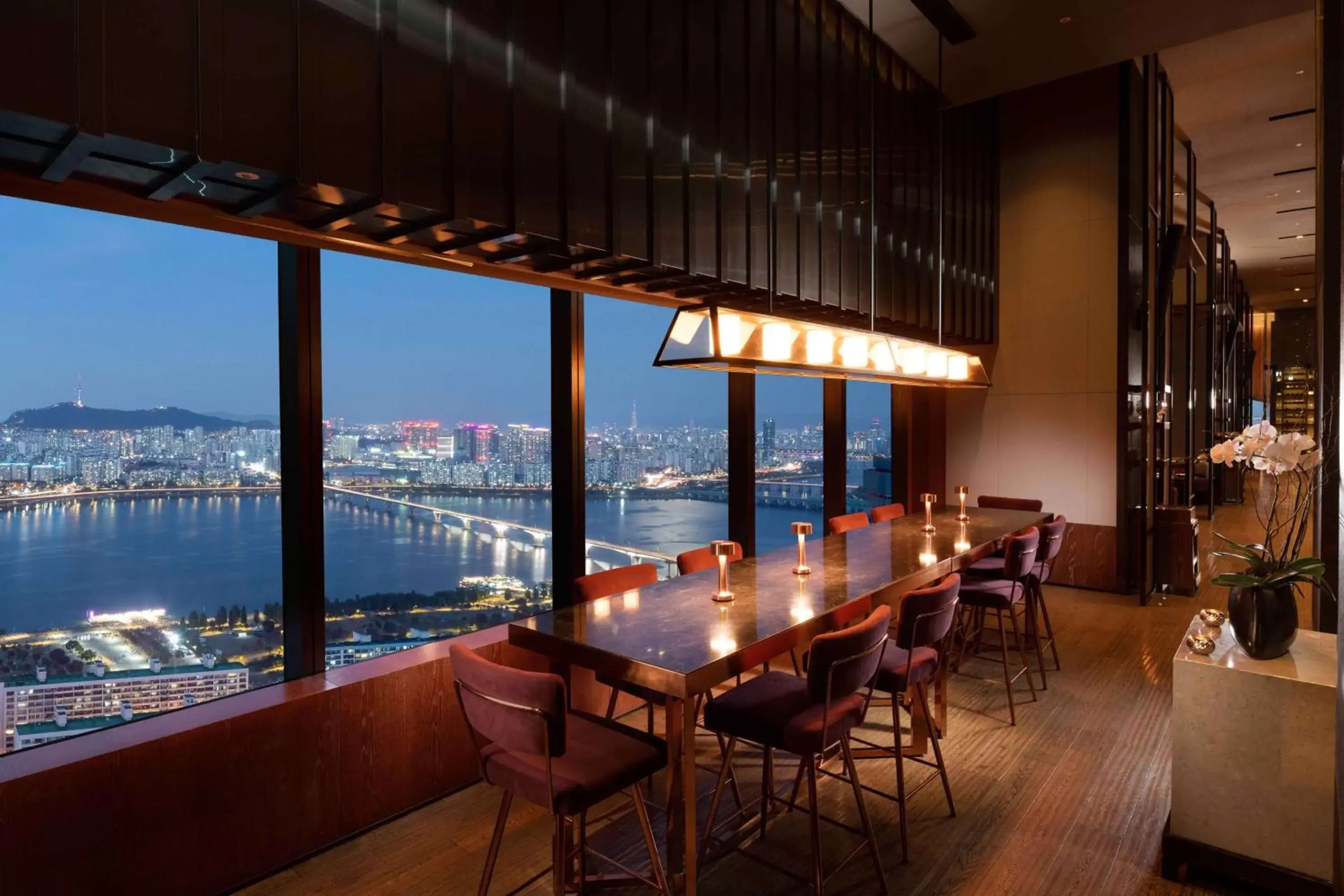 Restaurant/places to eat in Conrad Seoul