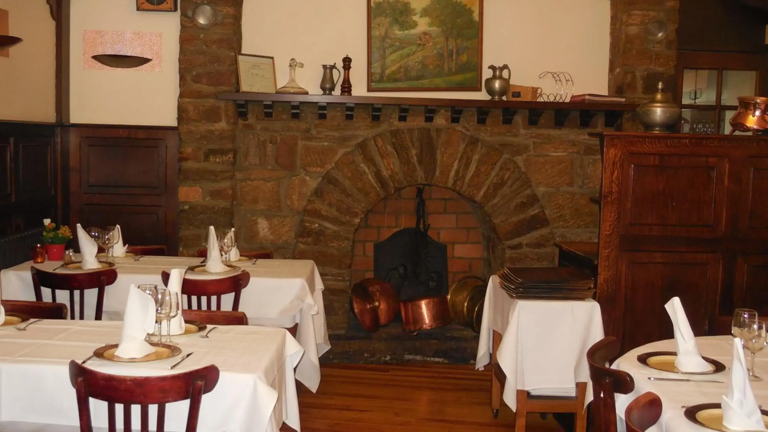 Restaurant/Places to Eat in Logis des Voyageurs