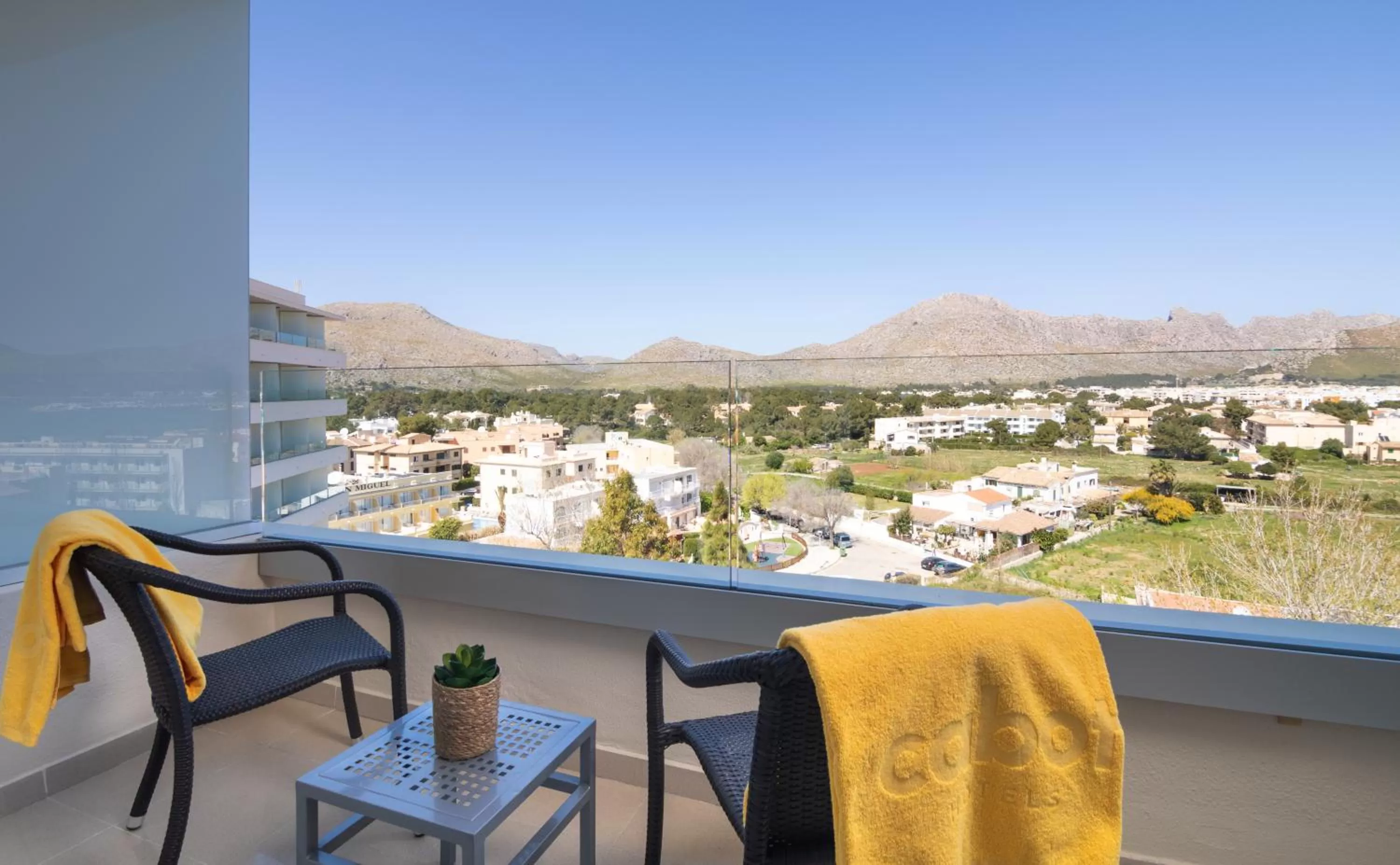 Mountain view in Cabot Pollensa Park Spa