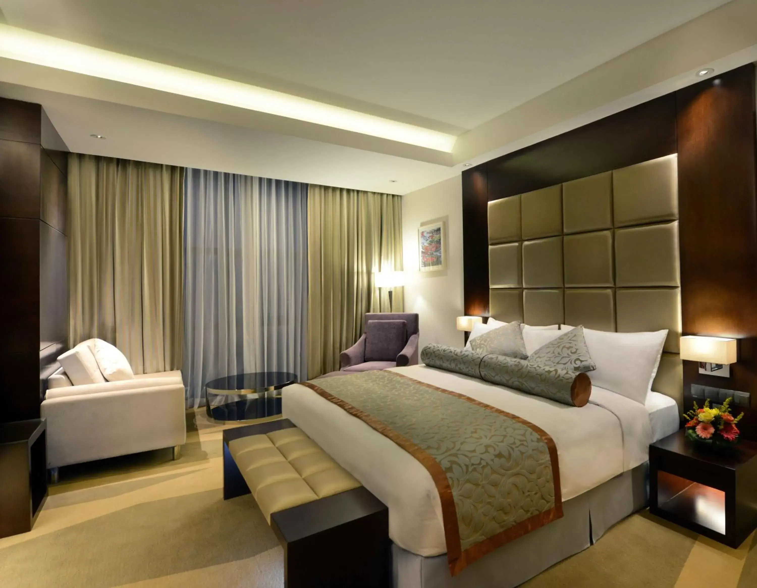 Bed in Radisson Blu Chattogram Bay View Bed in Radisson Blu Chattogram Bay View