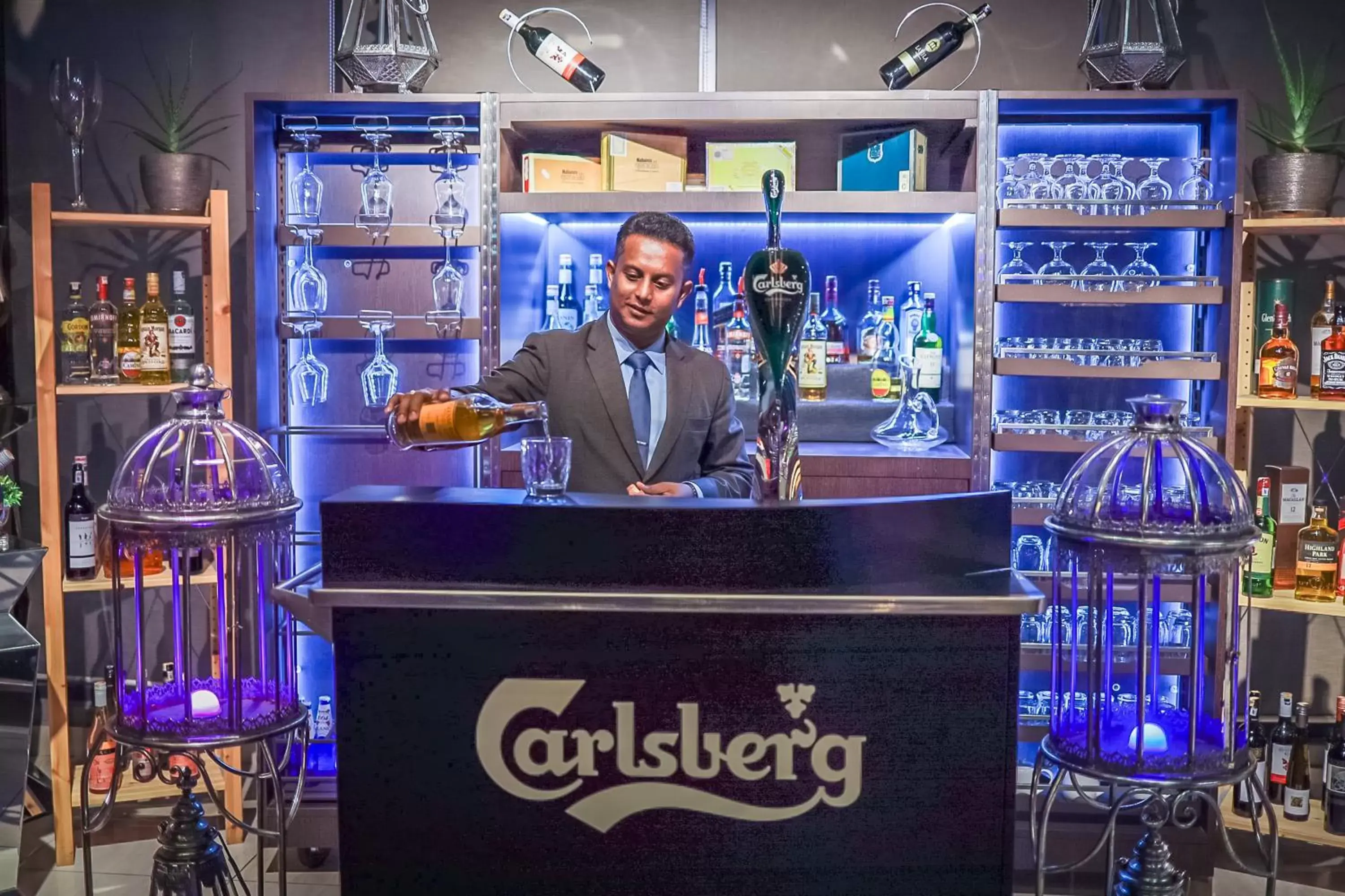 Restaurant/places to eat in Grand Ion Delemen Hotel Restaurant/places to eat in Grand Ion Delemen Hotel