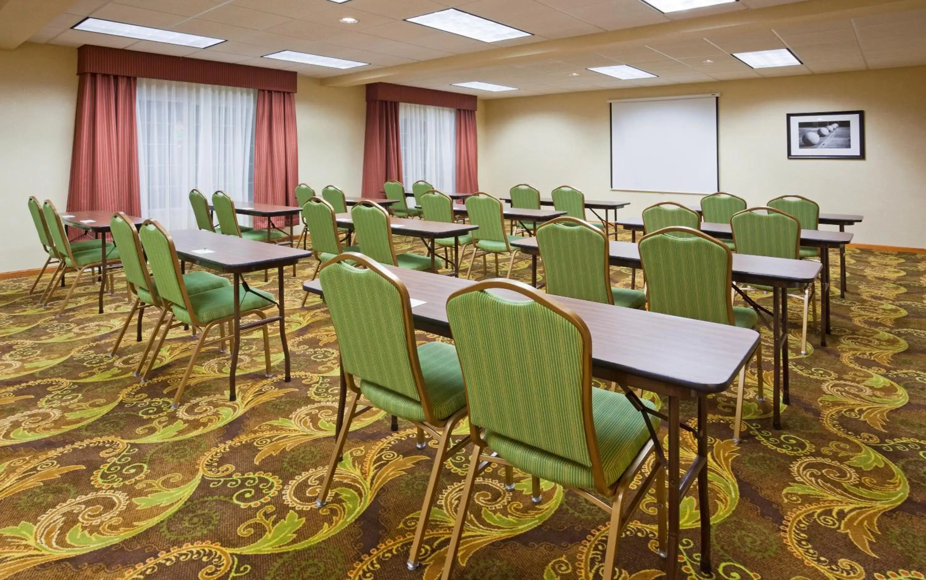 Meeting/conference room in Country Inn & Suites by Radisson, Albert Lea, MN