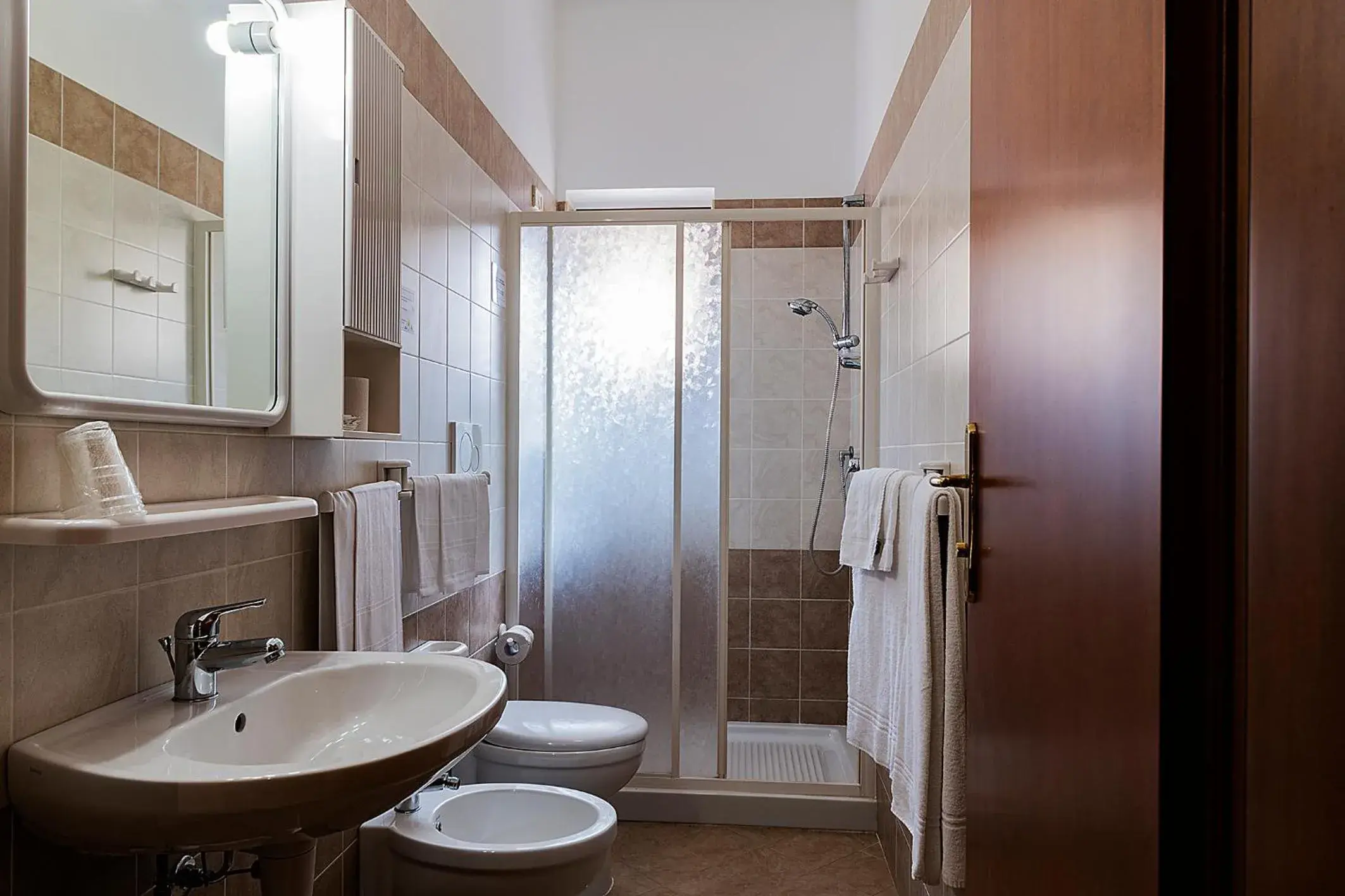 Bathroom in Il Nocchiero City Hotel