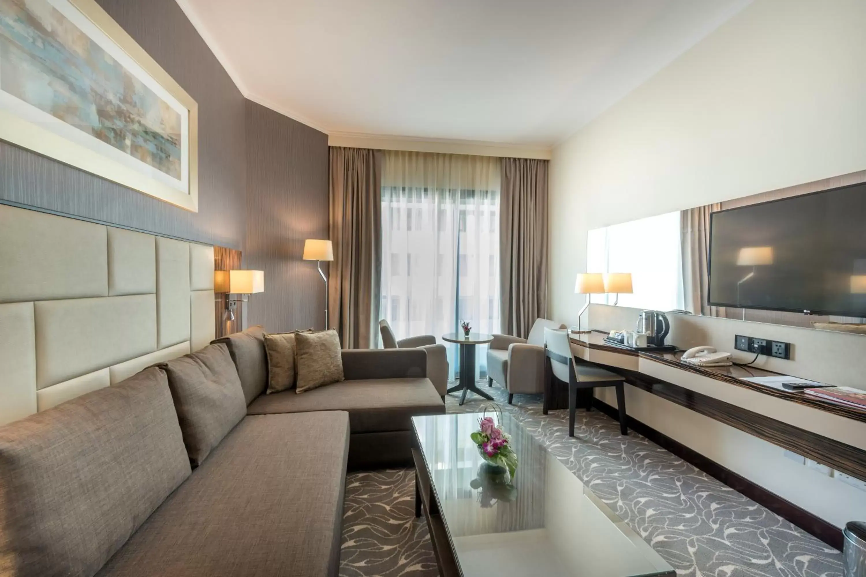 Living room, Seating Area in Hawthorn Suites by Wyndham Abu Dhabi City Center